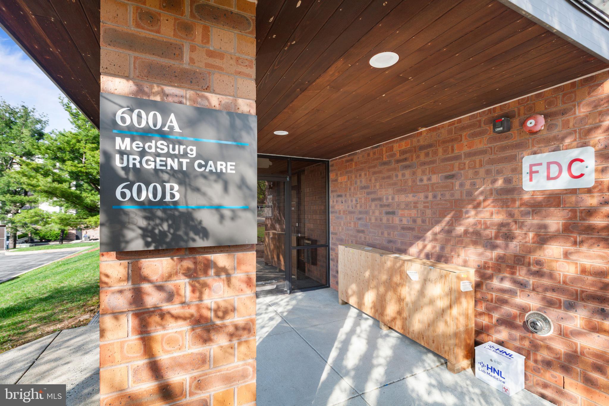 1025 BERKSHIRE BLVD 600 B