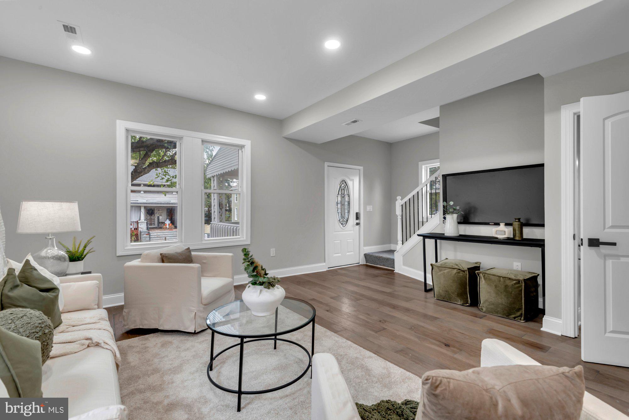 HOWARD PARK - Residential