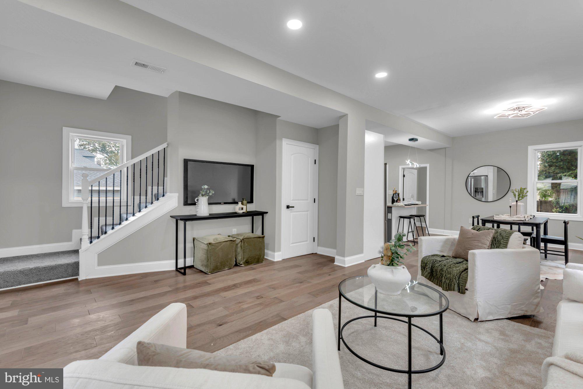 HOWARD PARK - Residential