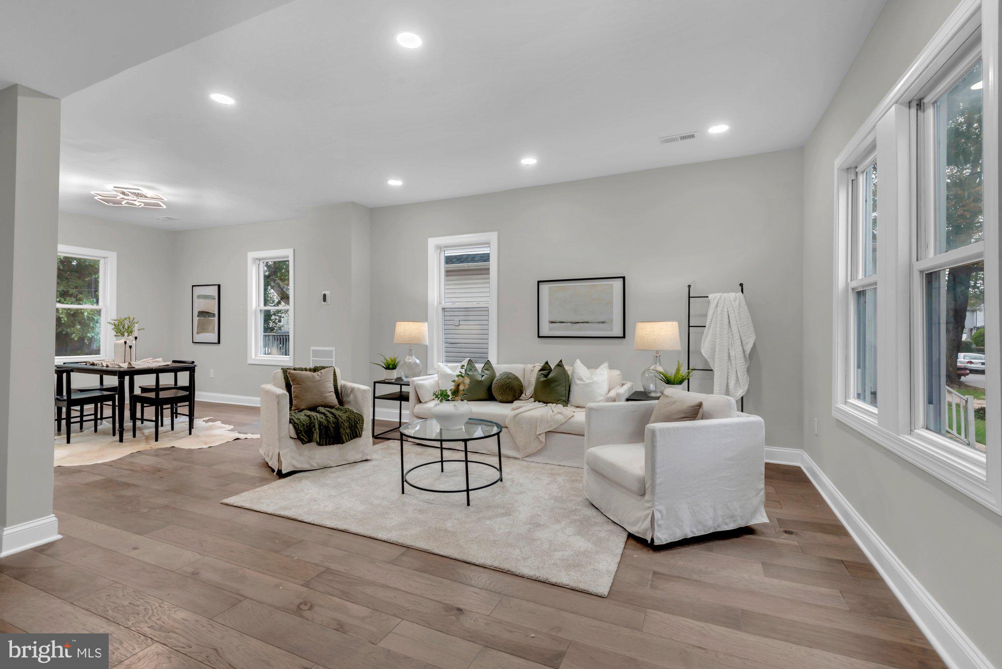 HOWARD PARK - Residential