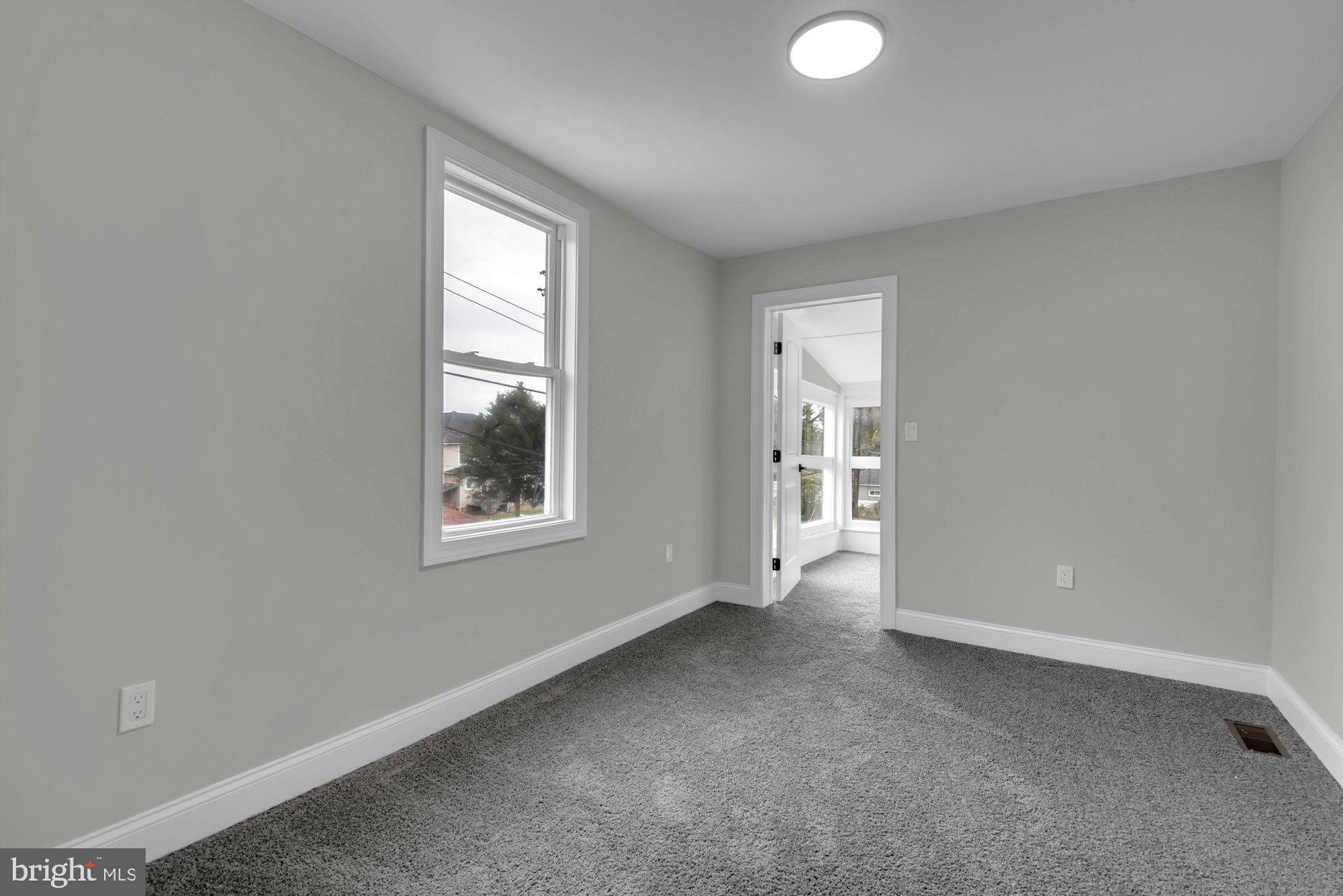 HOWARD PARK - Residential