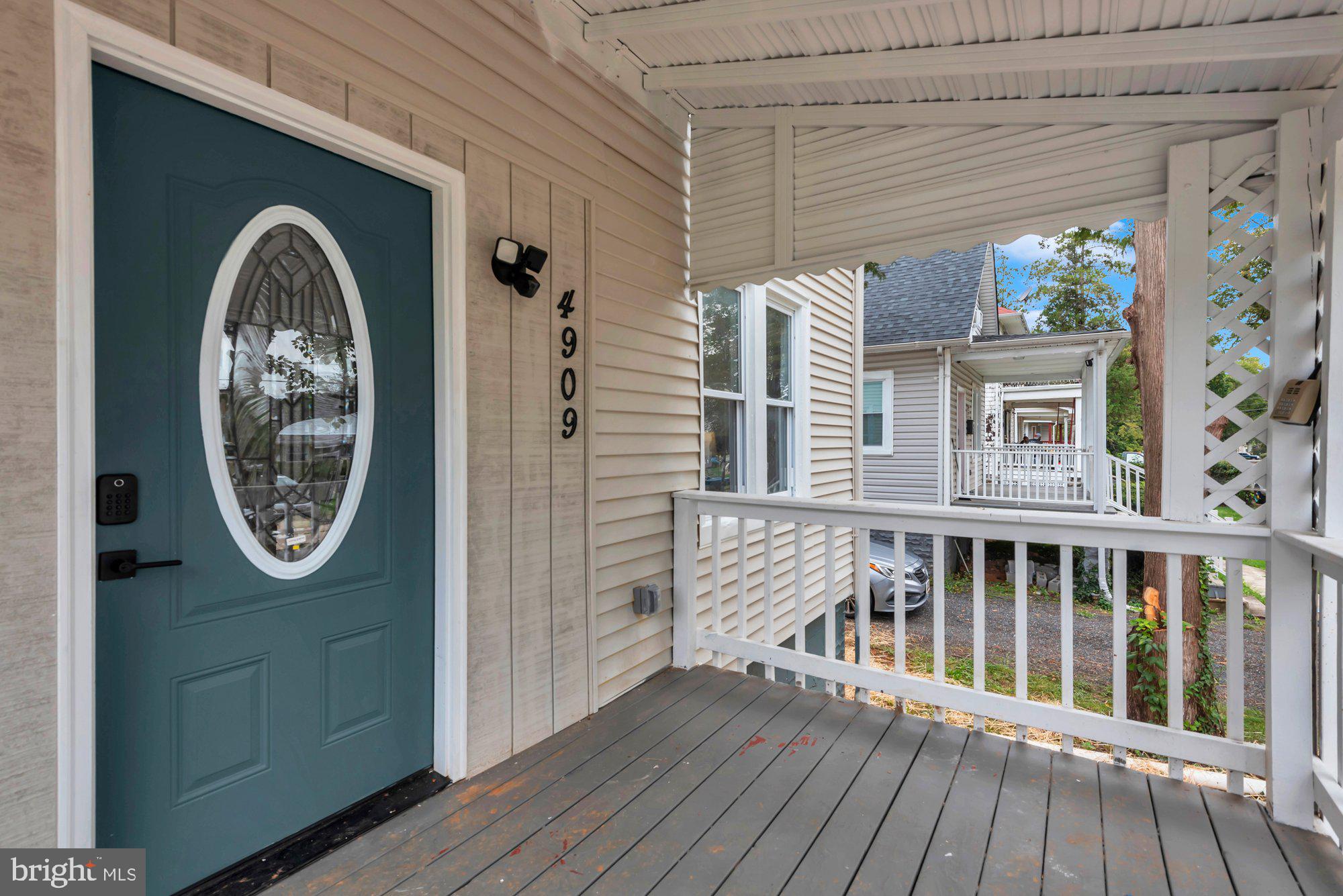 HOWARD PARK - Residential