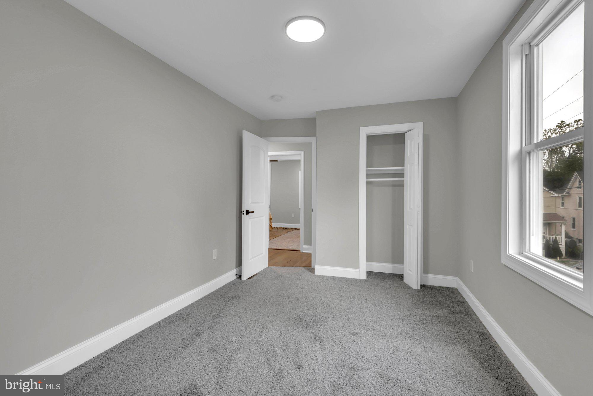 HOWARD PARK - Residential