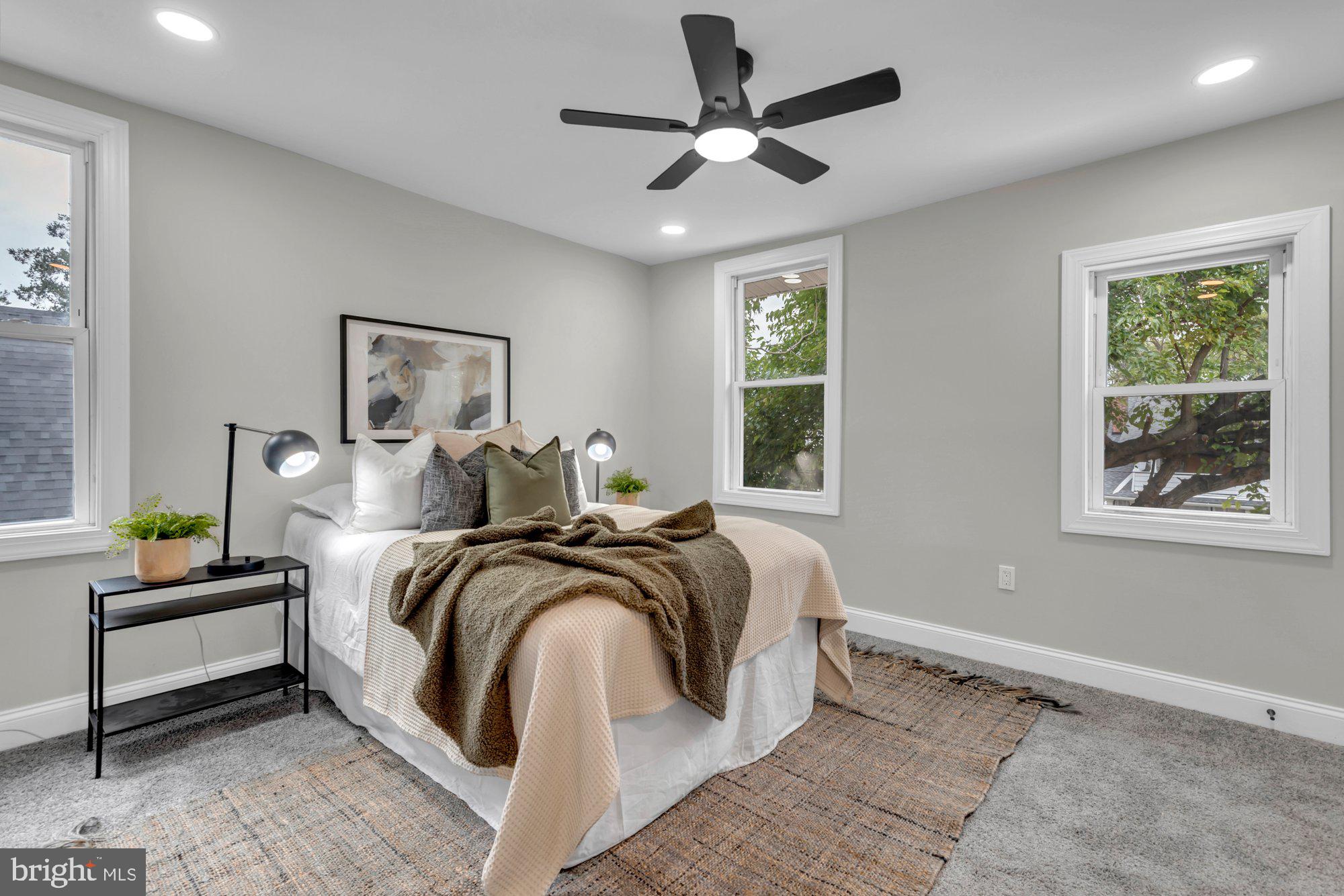 HOWARD PARK - Residential