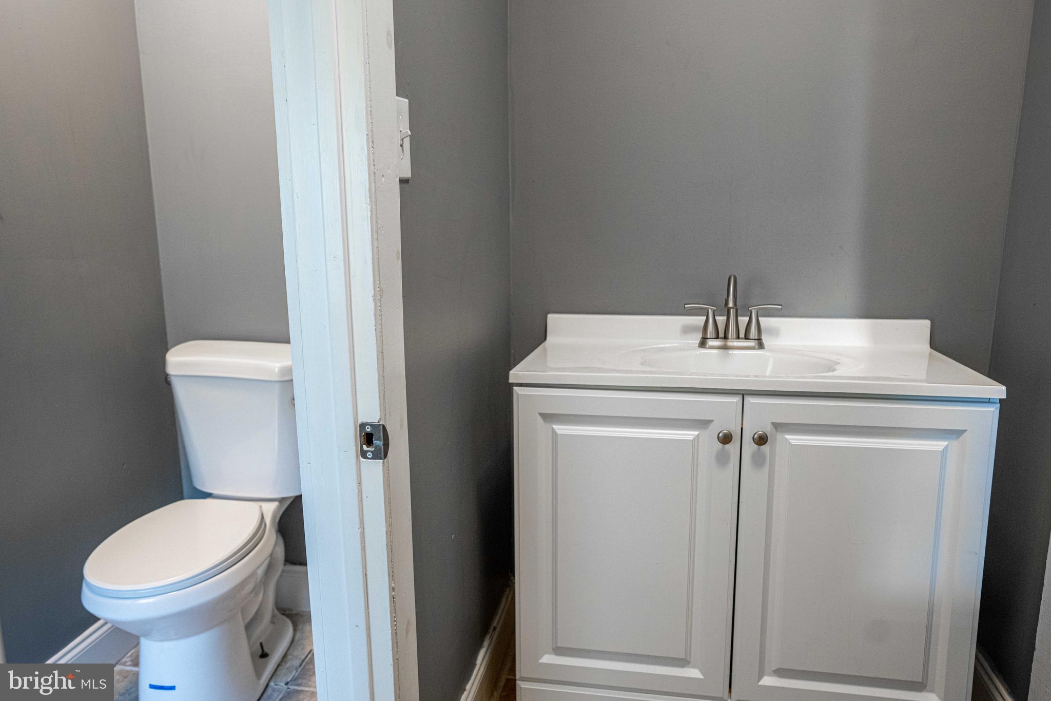 LANSDOWNE - Residential Lease