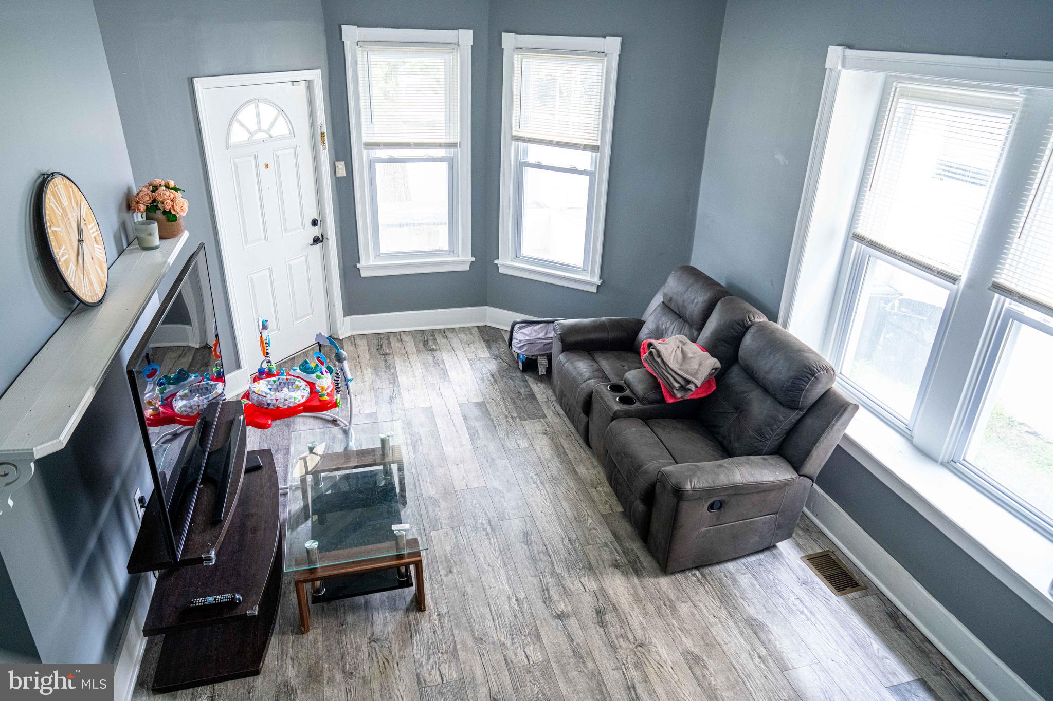 LANSDOWNE - Residential Lease