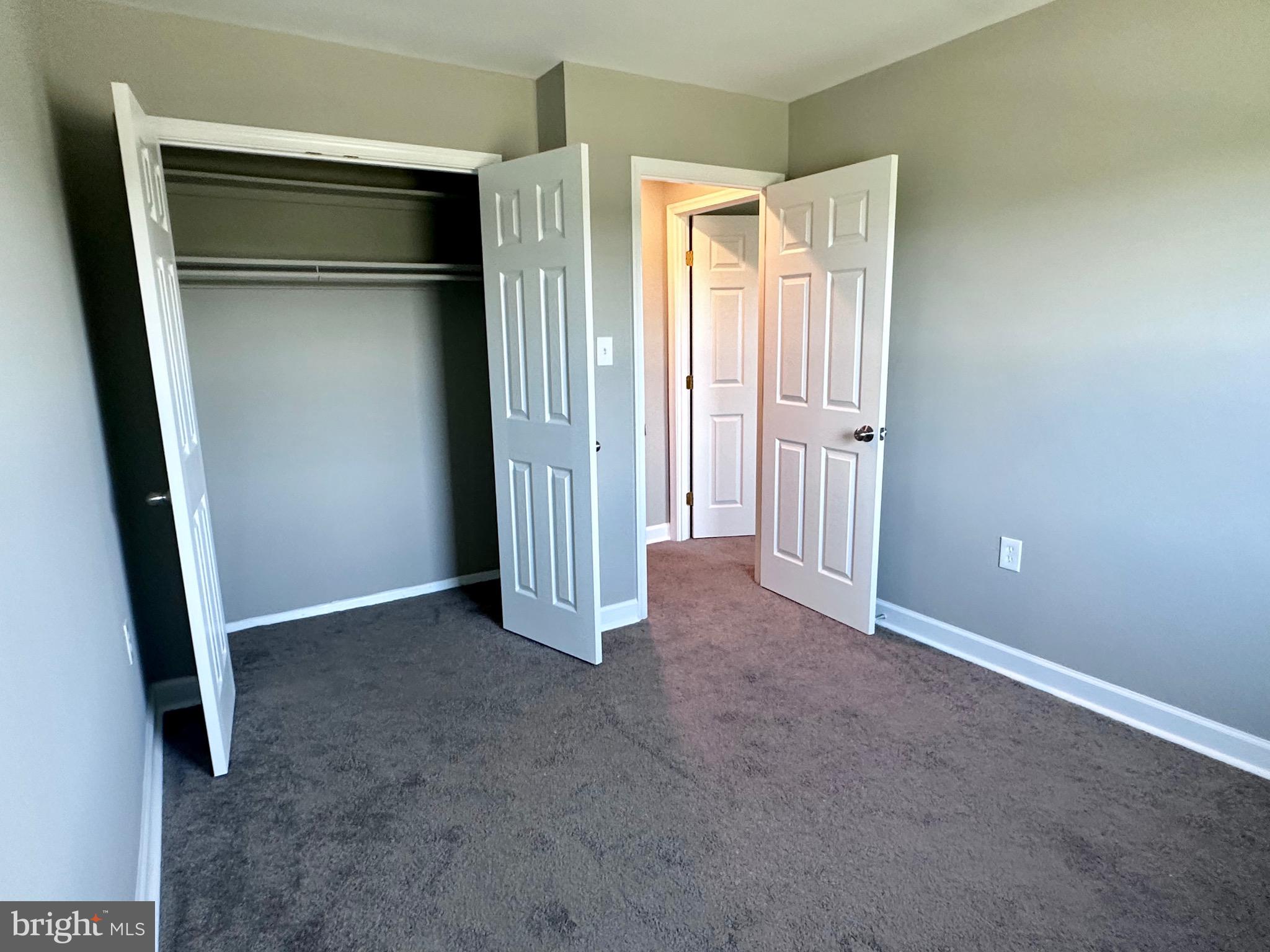 FOREST SPRING CONDO-PHAS - Residential Lease