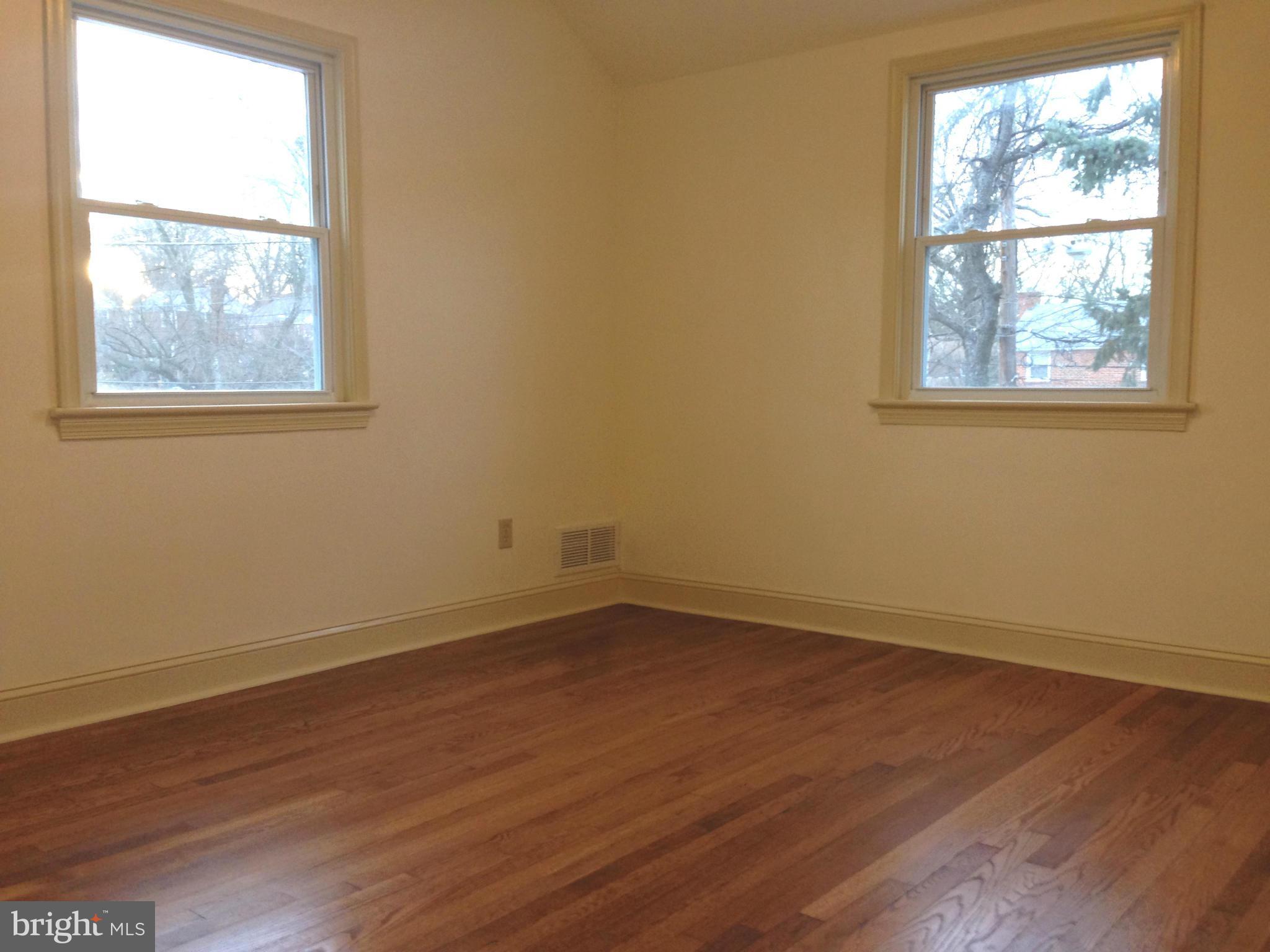 WOODLAWN - Residential