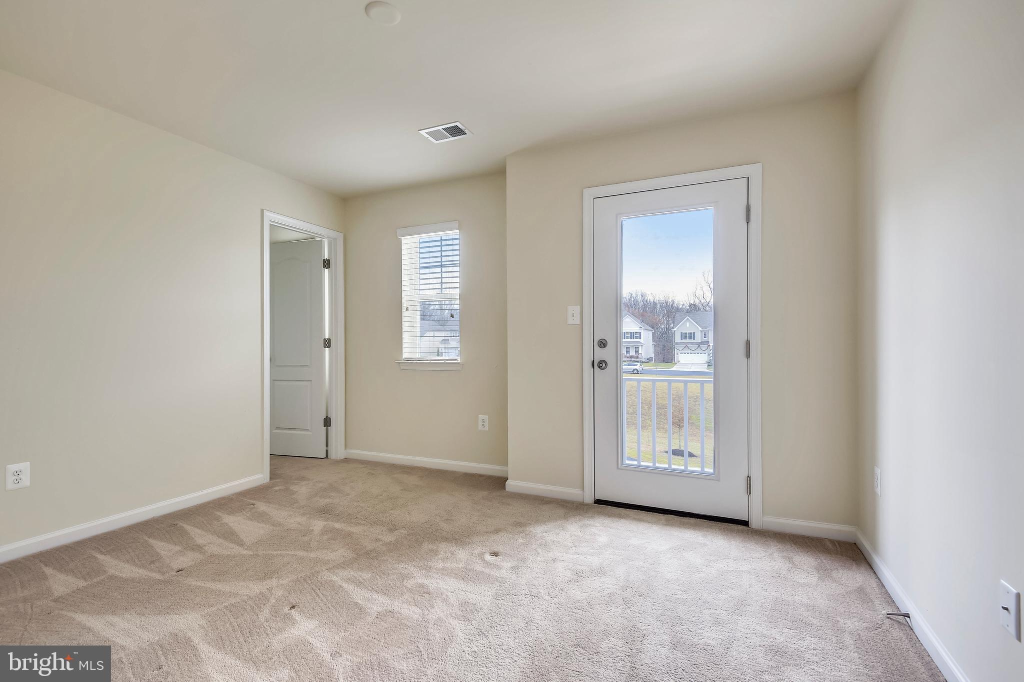 SANDY RIDGE - Residential