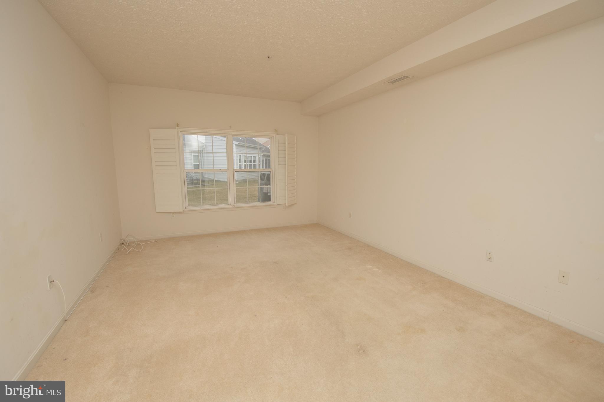 WOOD CREEK GOLF COMM - Residential