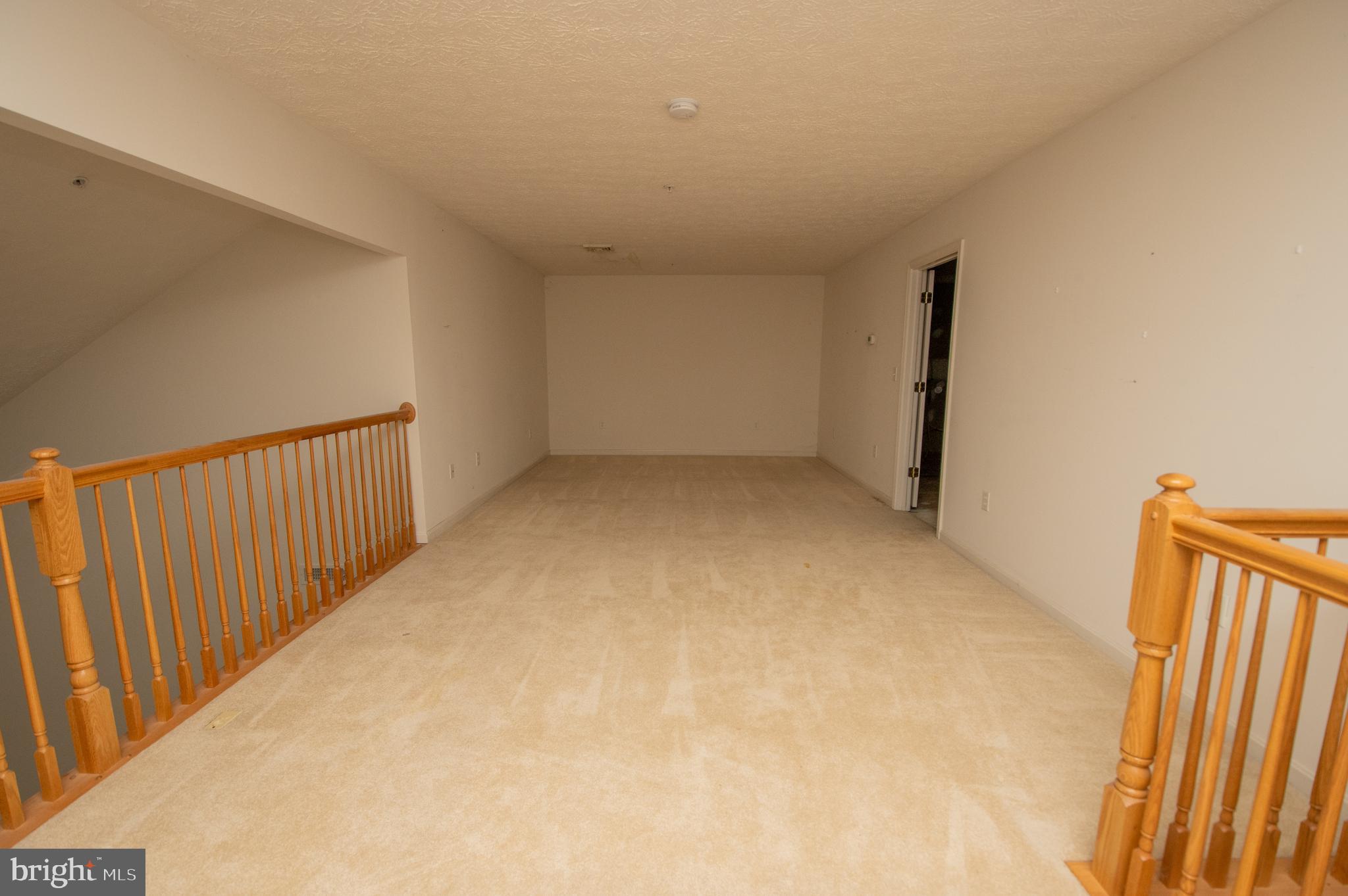 WOOD CREEK GOLF COMM - Residential