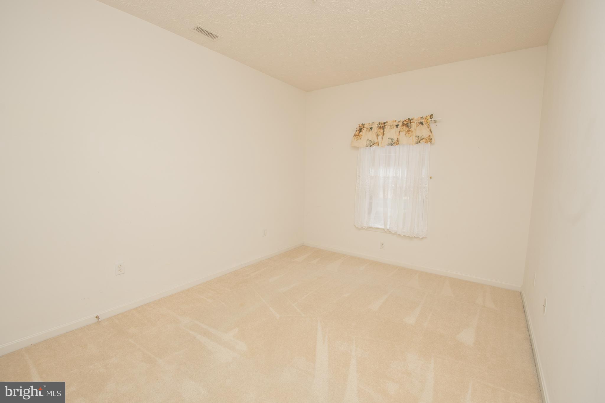 WOOD CREEK GOLF COMM - Residential