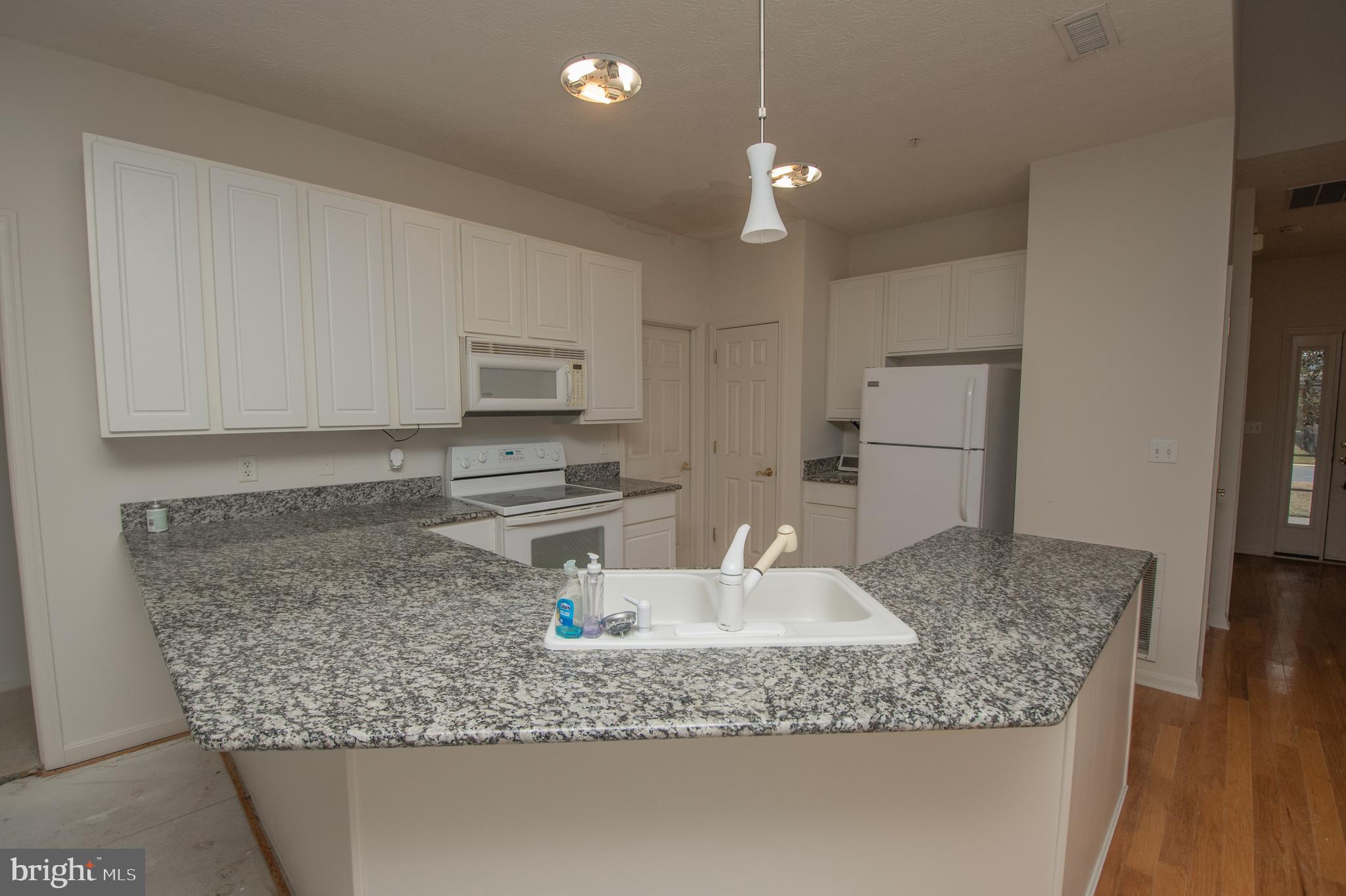 WOOD CREEK GOLF COMM - Residential