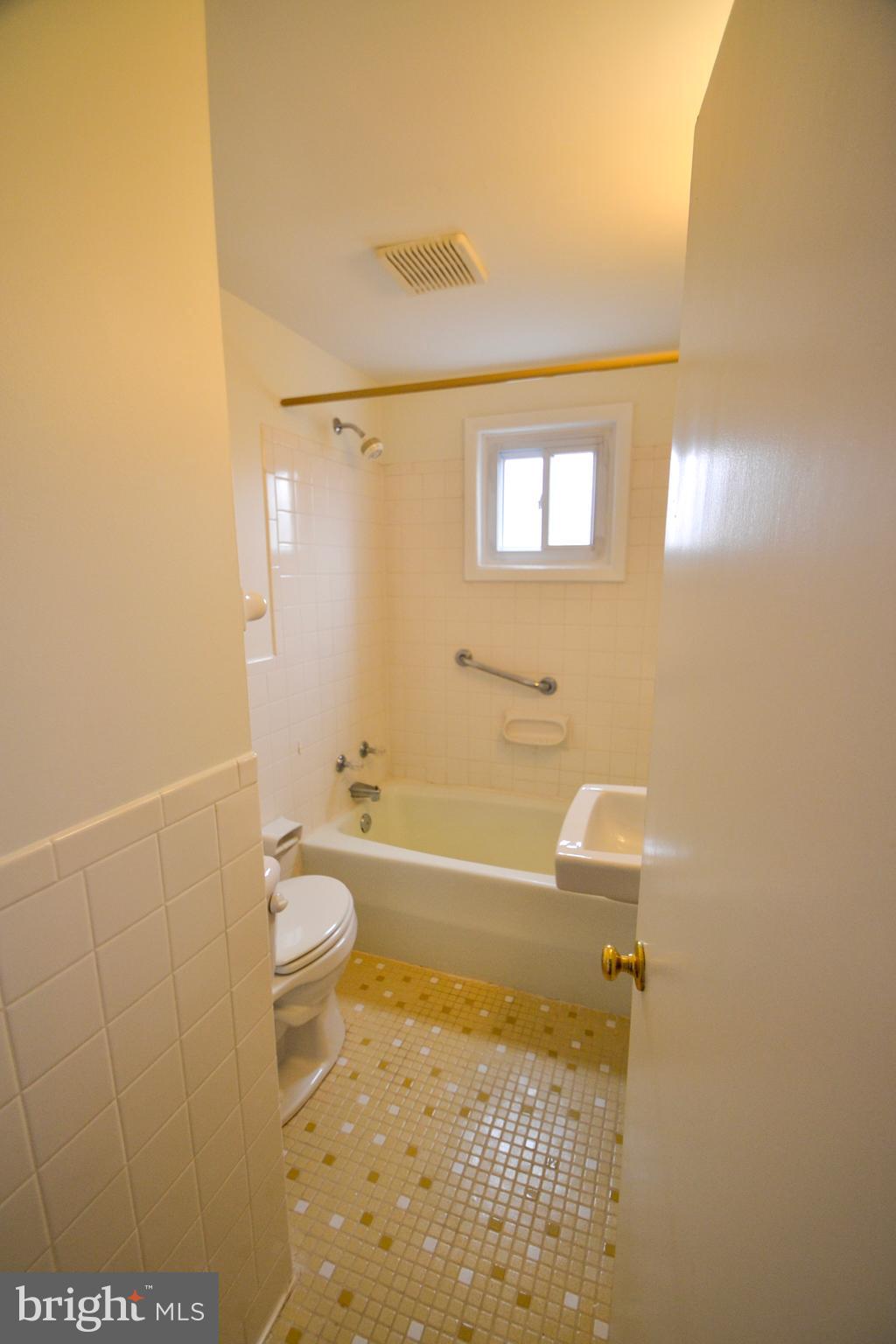 HAVERFORD - Residential