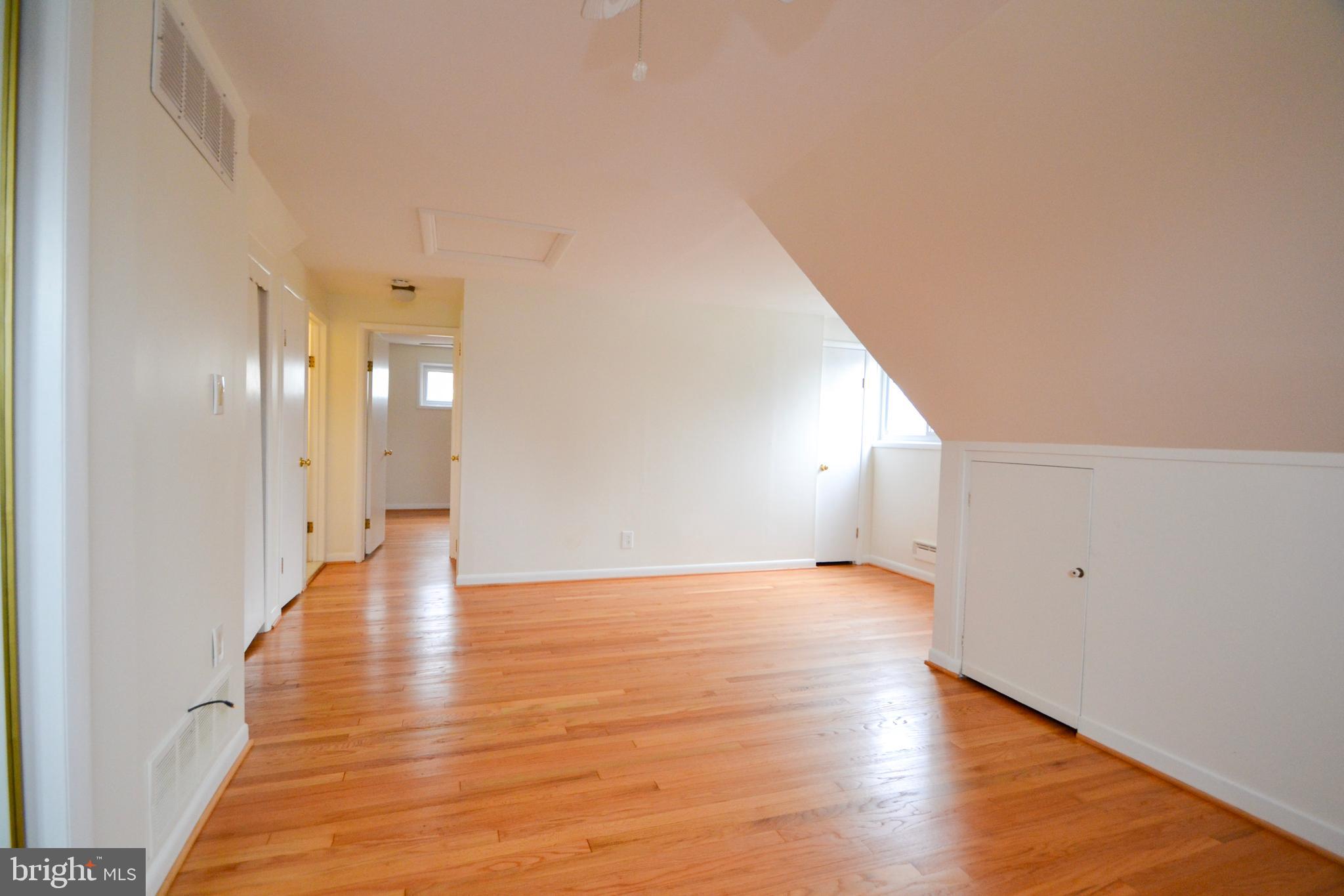 HAVERFORD - Residential