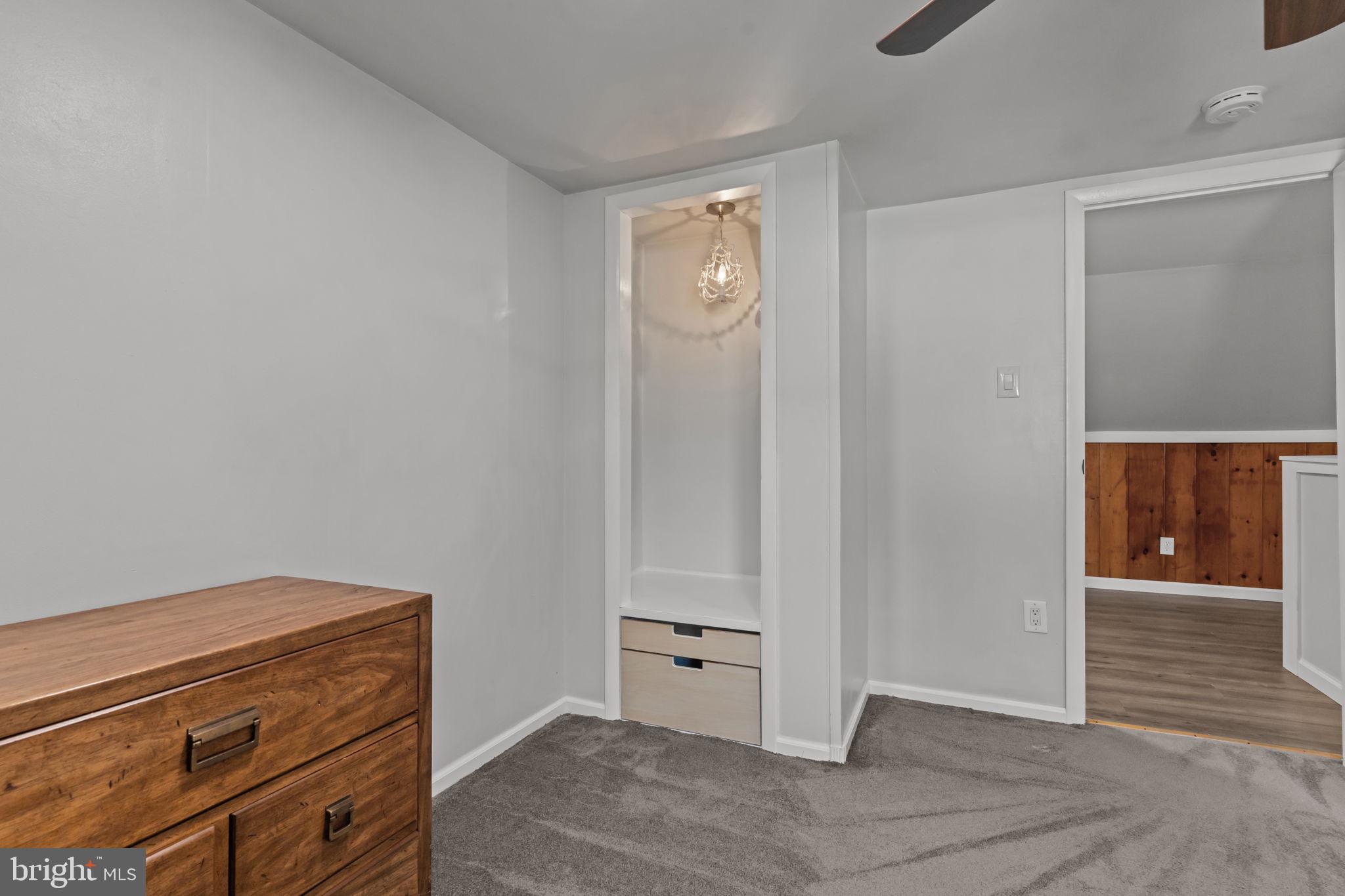 NESHAMINY FALLS - Residential