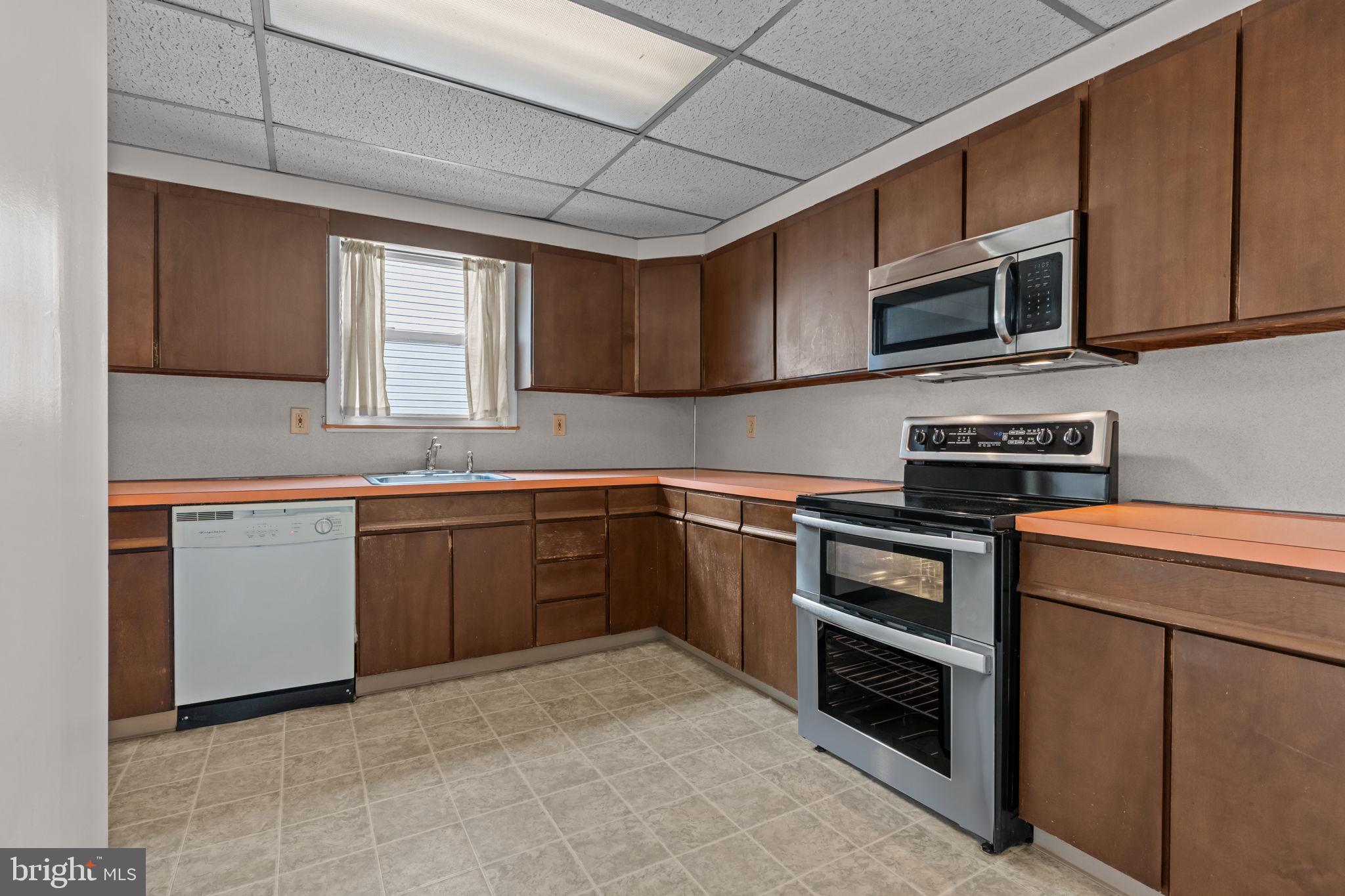 NESHAMINY FALLS - Residential