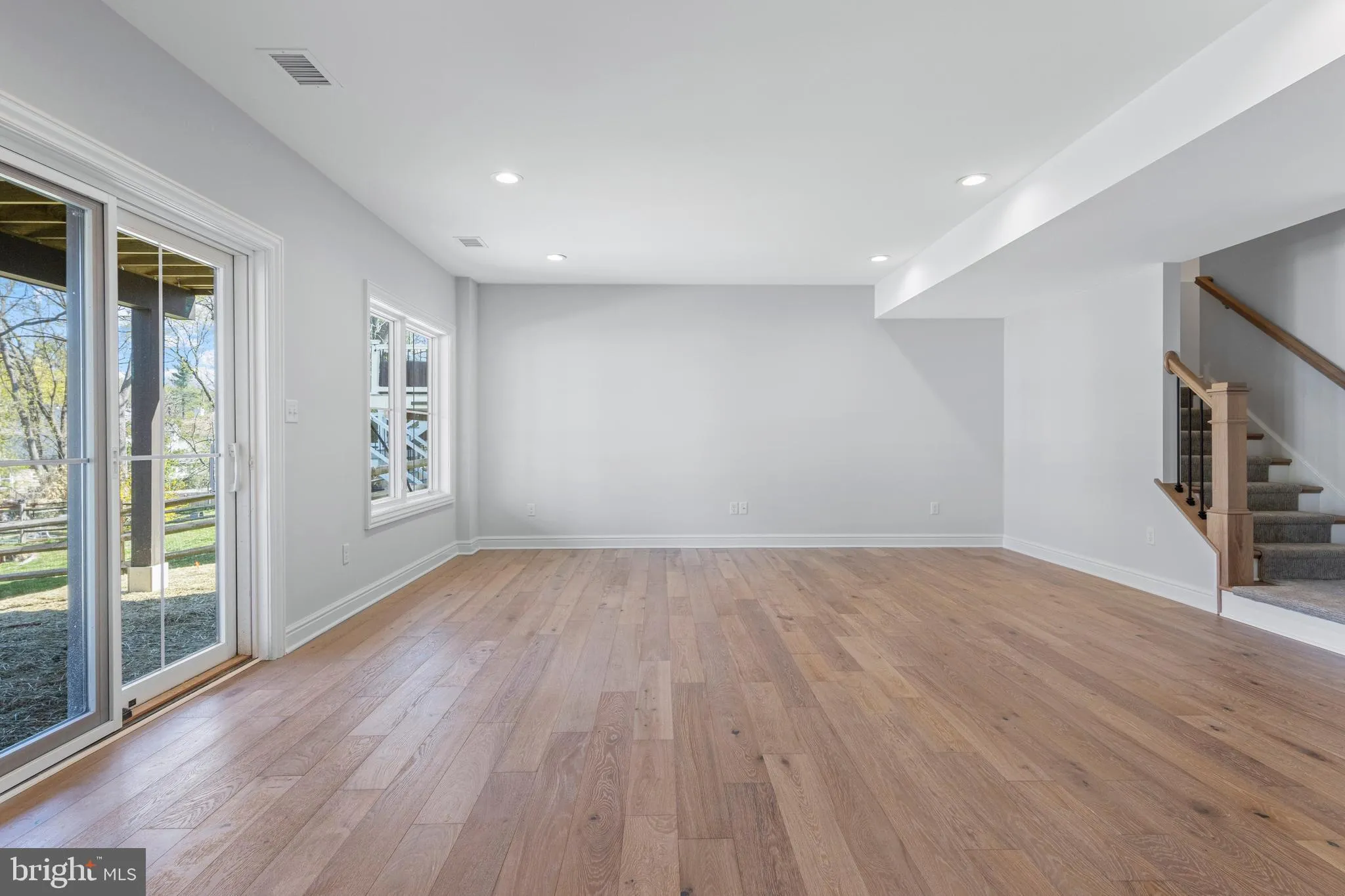 Wayne, Pennsylvania 19087, United States, 5 Bedrooms Bedrooms, ,5 BathroomsBathrooms,Residential,Active,112194