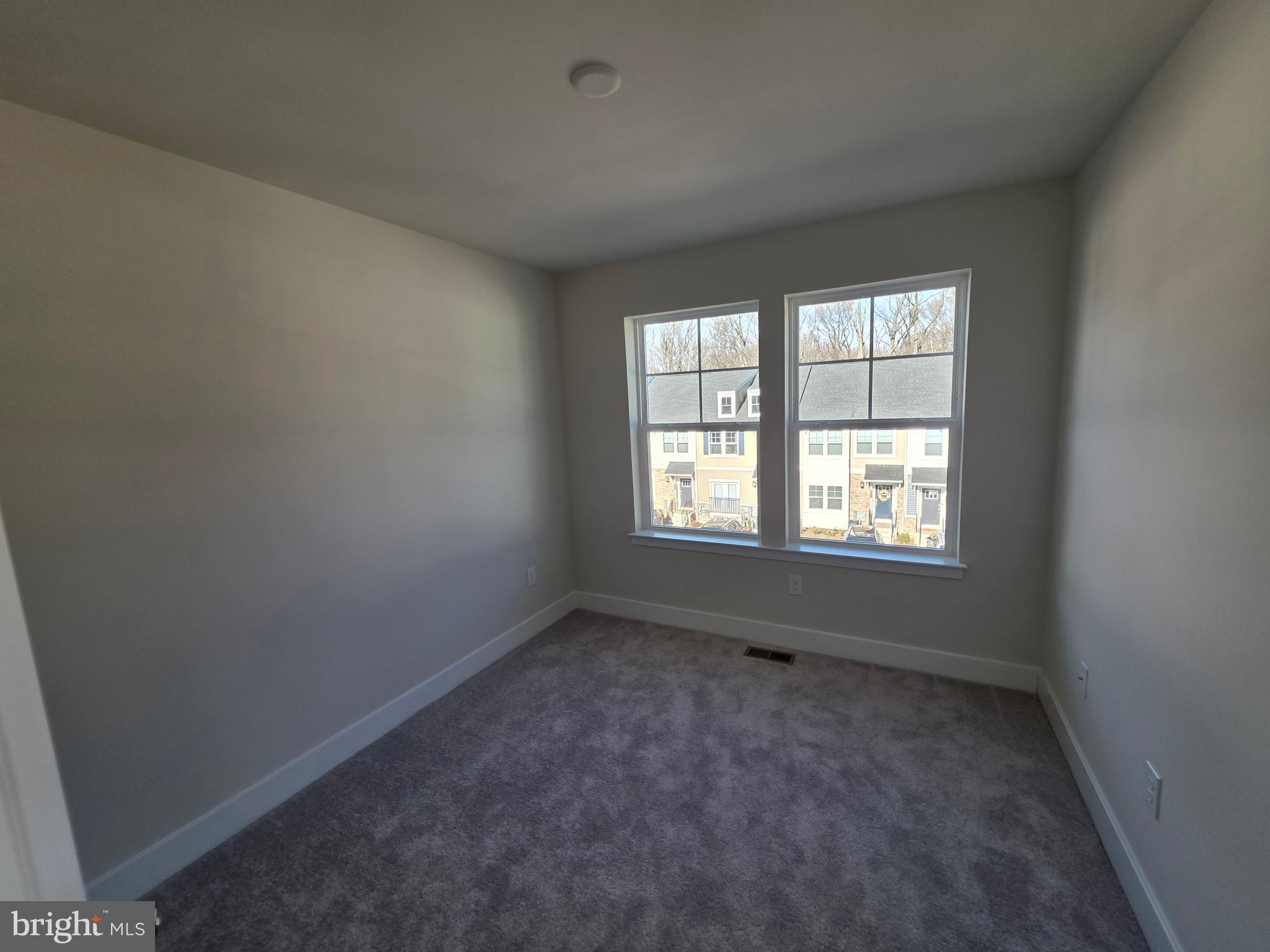 TANYARD SHORES - Residential