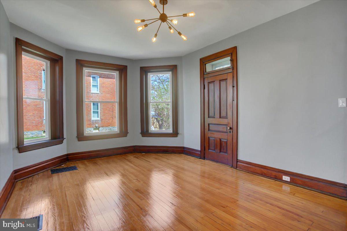 WAYNESBORO BOROUGH - Residential