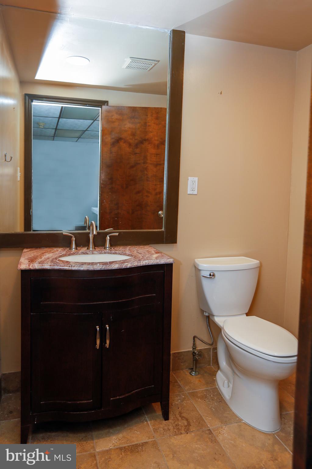 ARDMORE - Commercial Sale