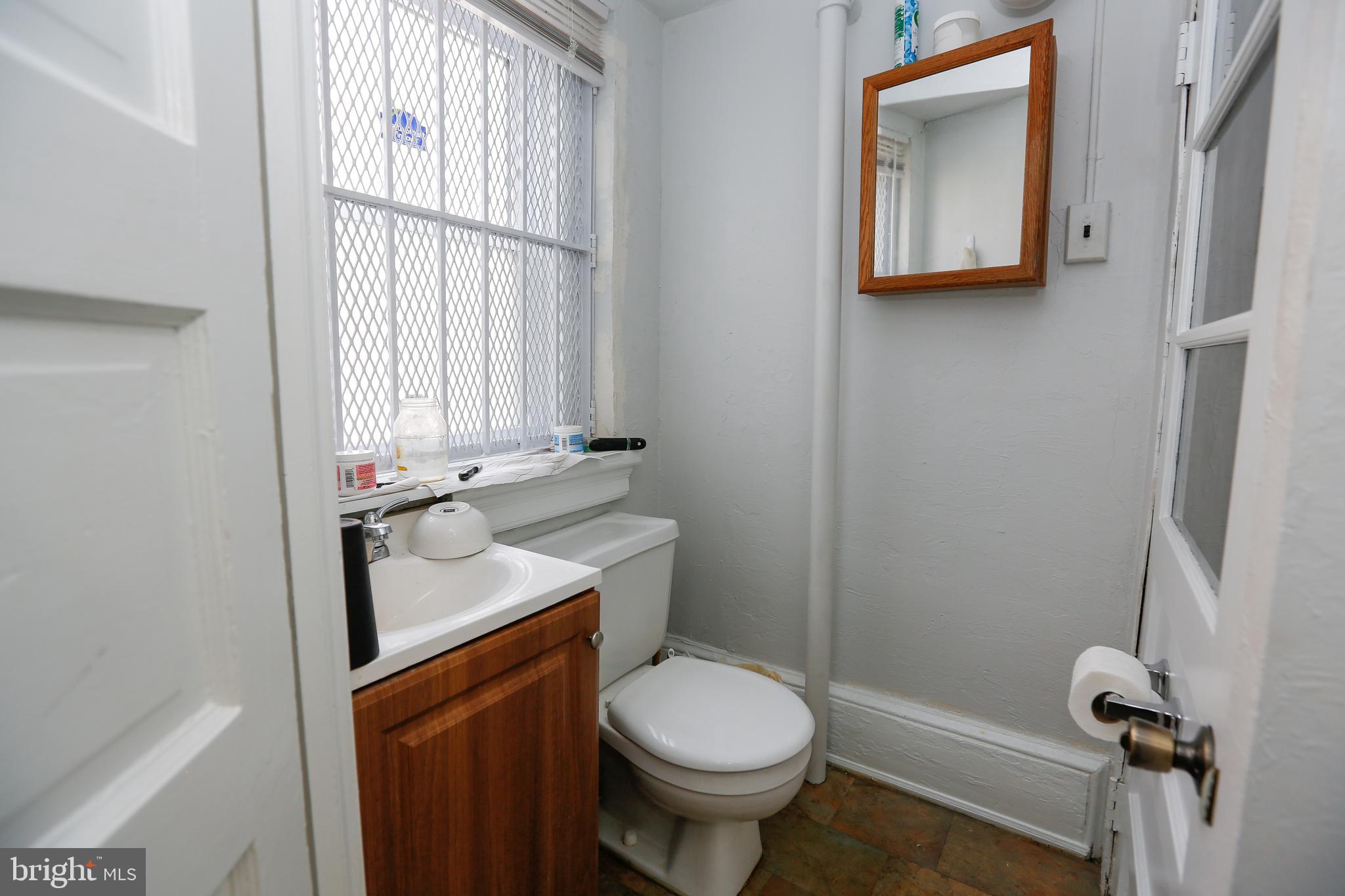 ARDMORE - Commercial Sale