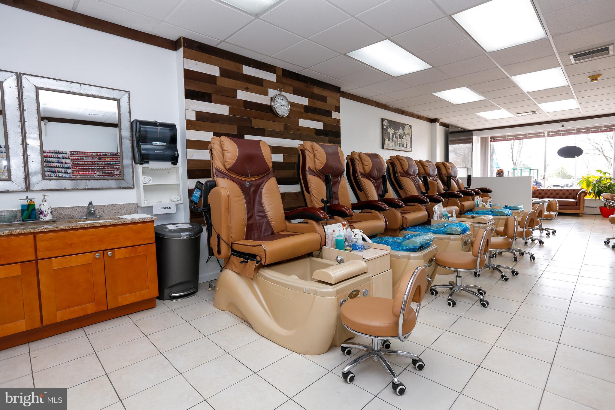 ARDMORE - Commercial Sale