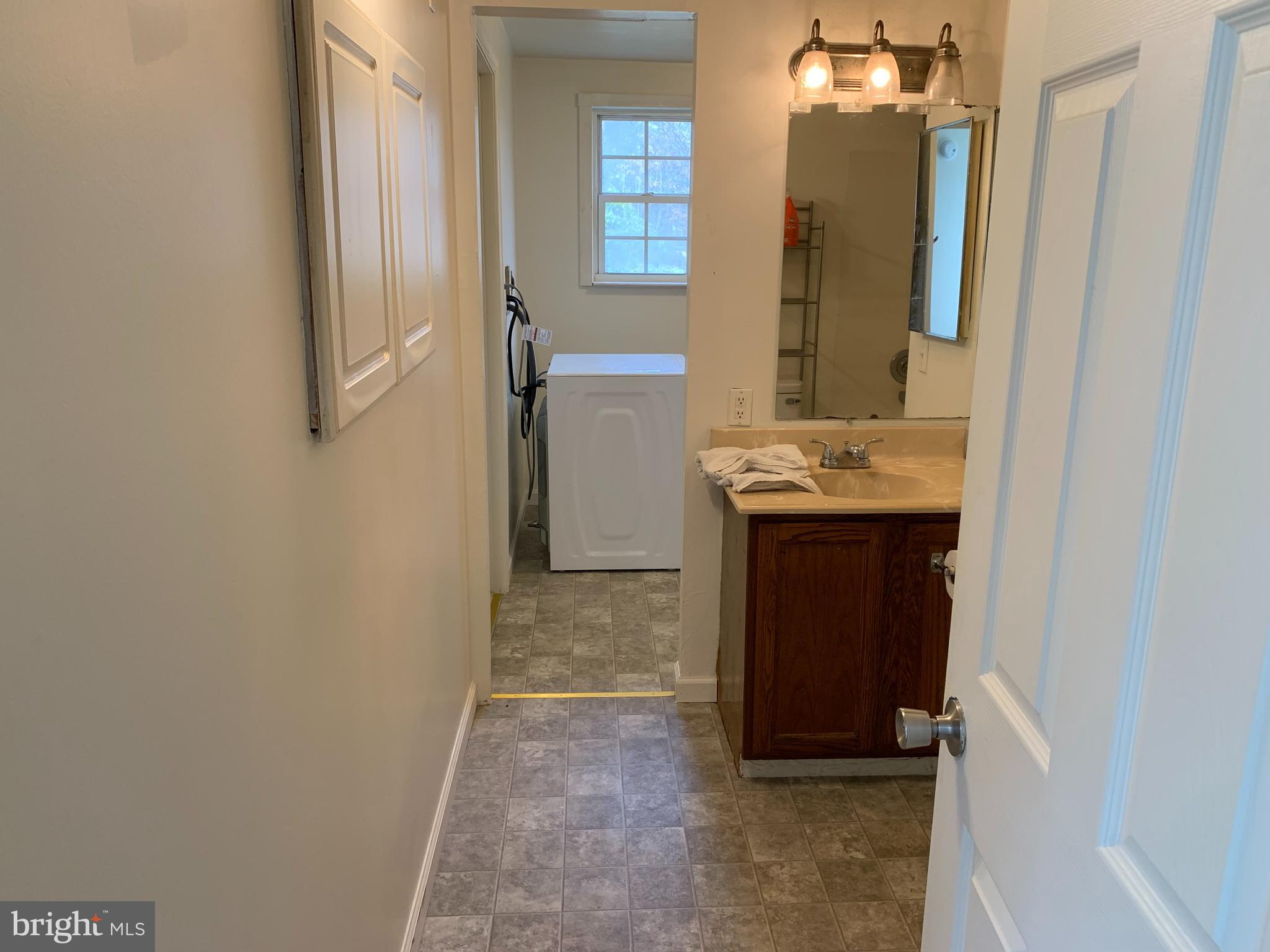 BUNKER HILL HEIGHTS - Residential Lease