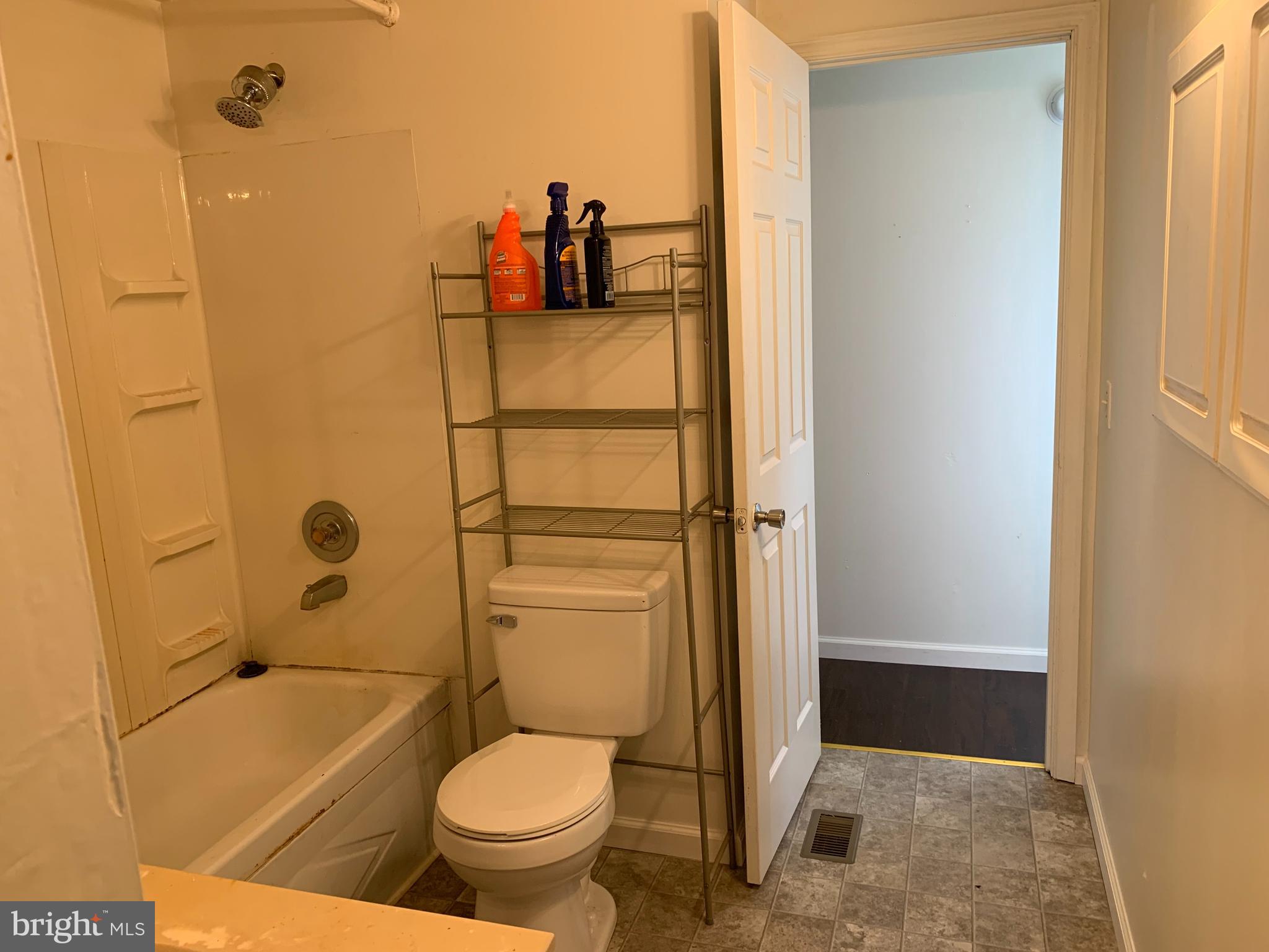 BUNKER HILL HEIGHTS - Residential Lease