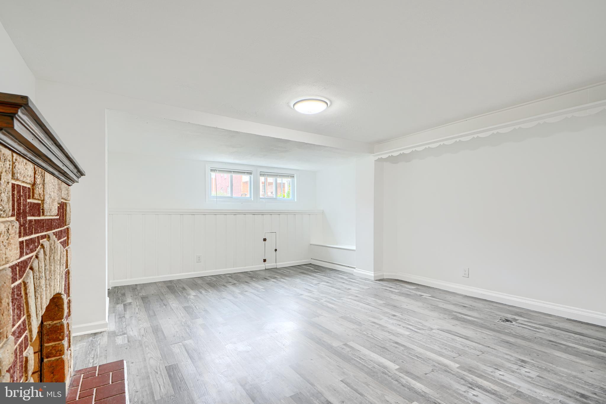 JOSEPH LEE - Residential