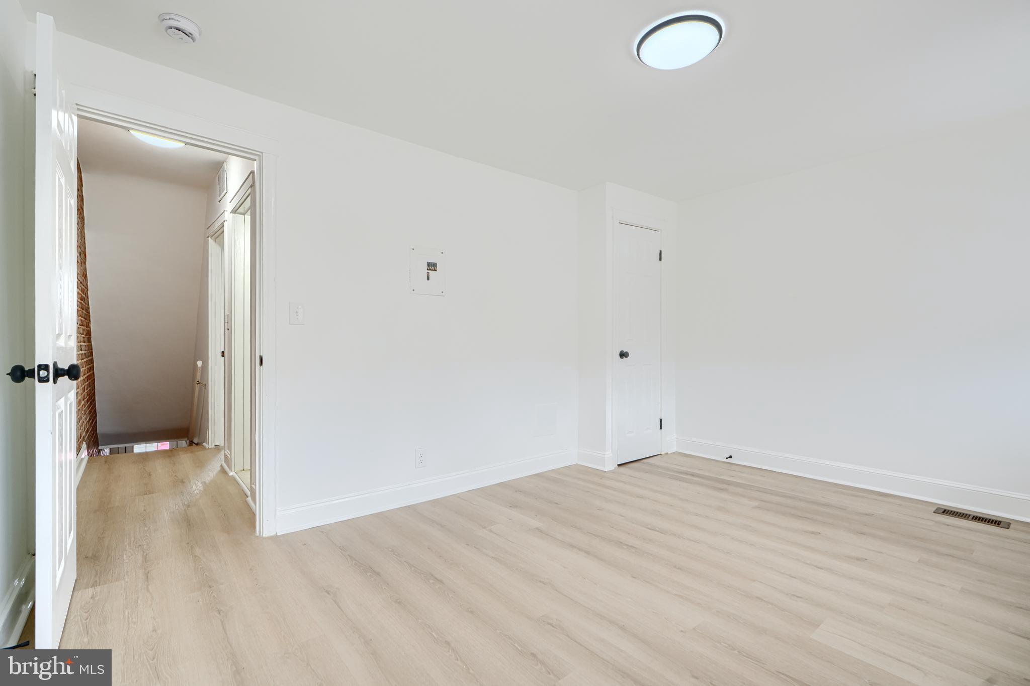 JOSEPH LEE - Residential