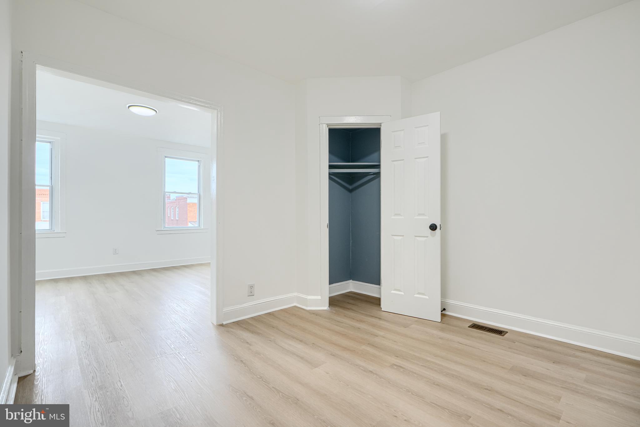 JOSEPH LEE - Residential