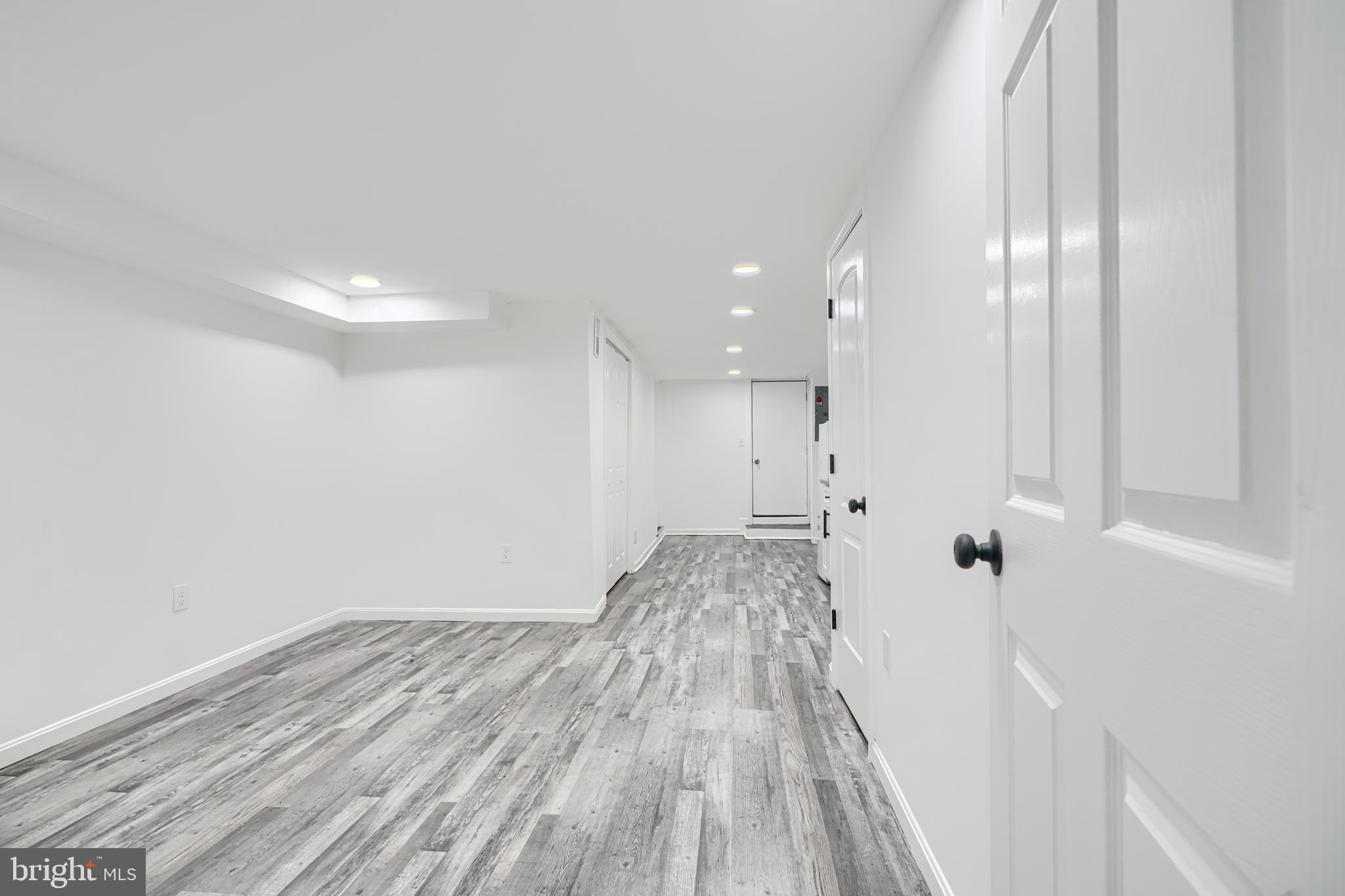 JOSEPH LEE - Residential