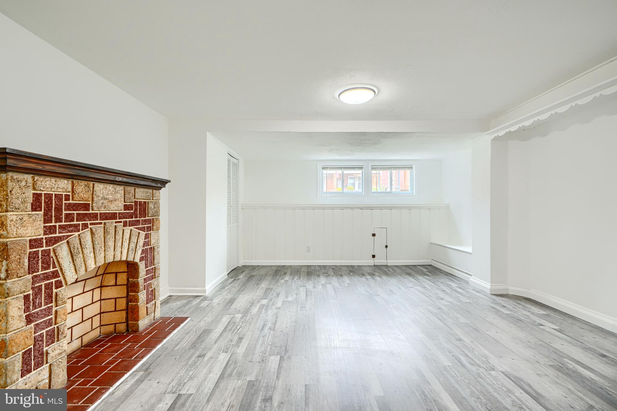 JOSEPH LEE - Residential