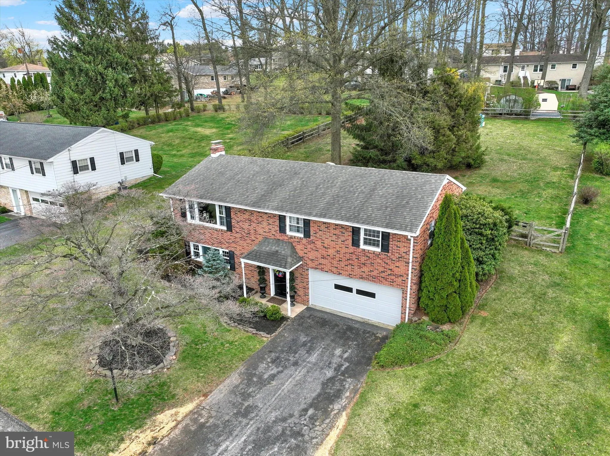 York, Pennsylvania 17402, United States, 3 Bedrooms Bedrooms, ,2 BathroomsBathrooms,Residential,Pending,107566