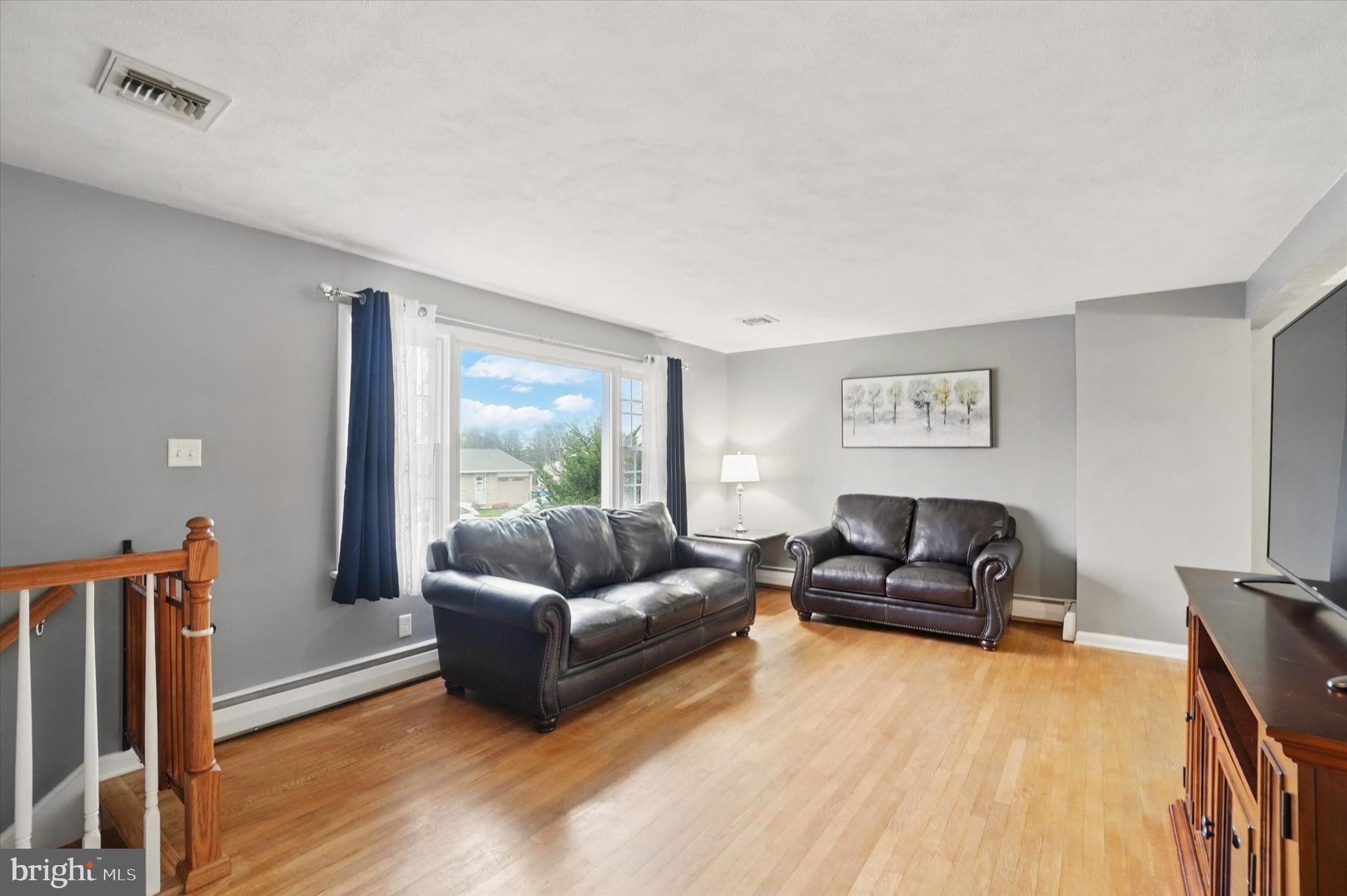 ARLINGTON PARK - Residential