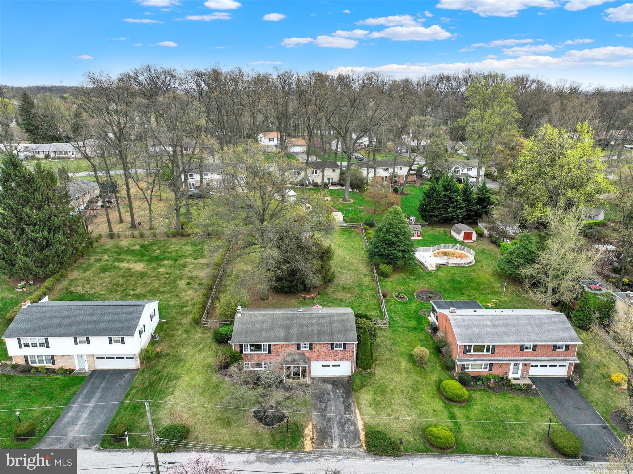 ARLINGTON PARK - Residential