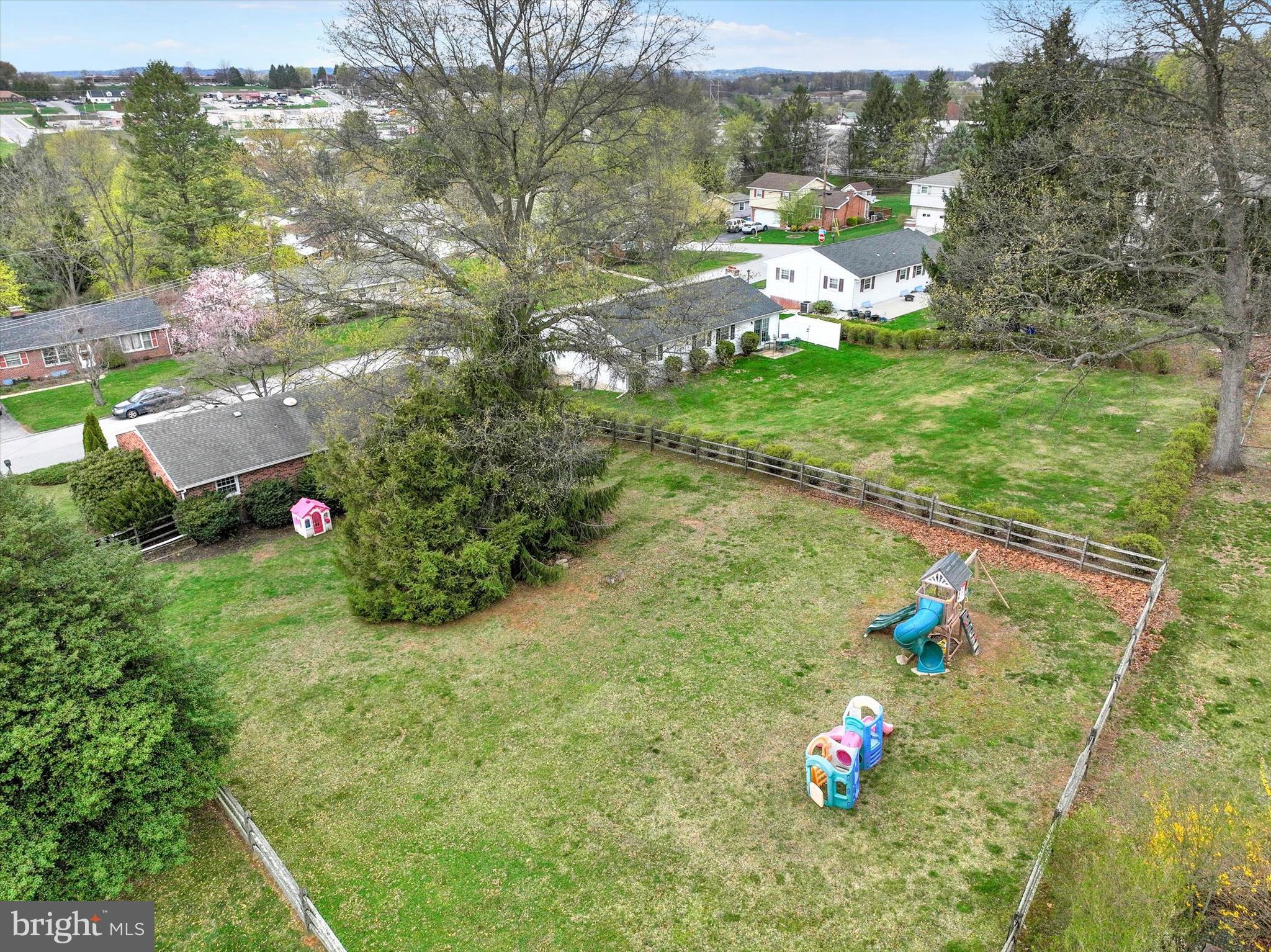 ARLINGTON PARK - Residential