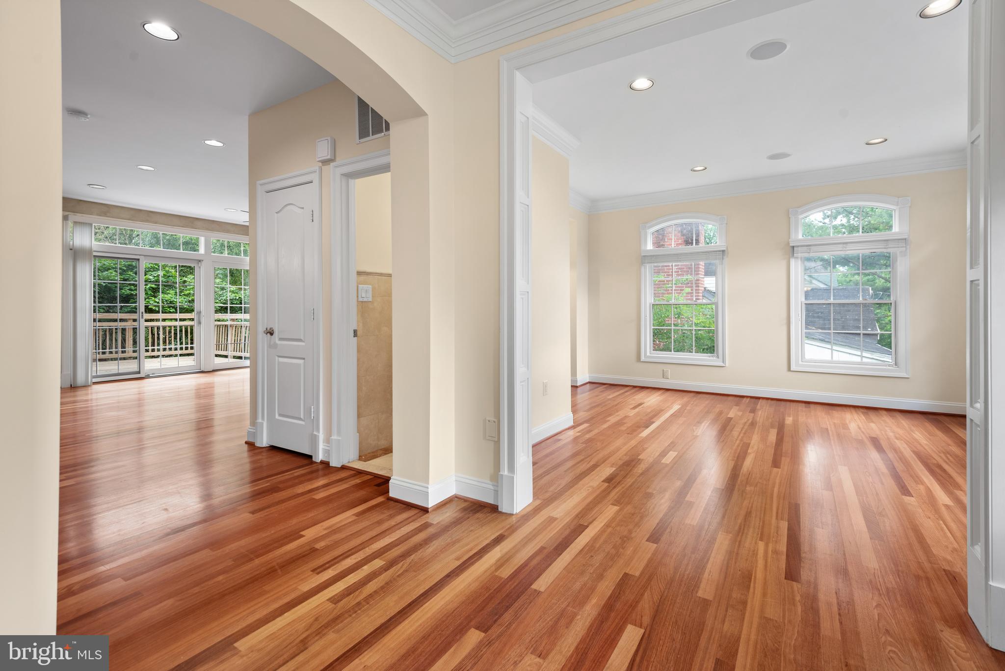 PAGE HILL - Residential