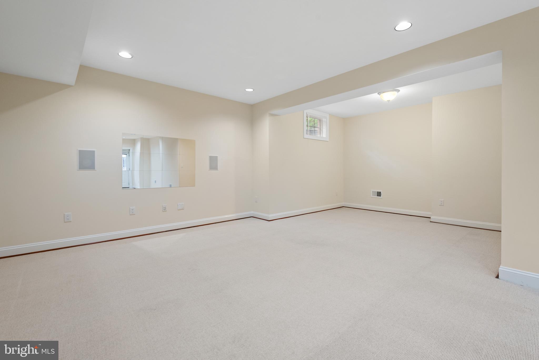 PAGE HILL - Residential