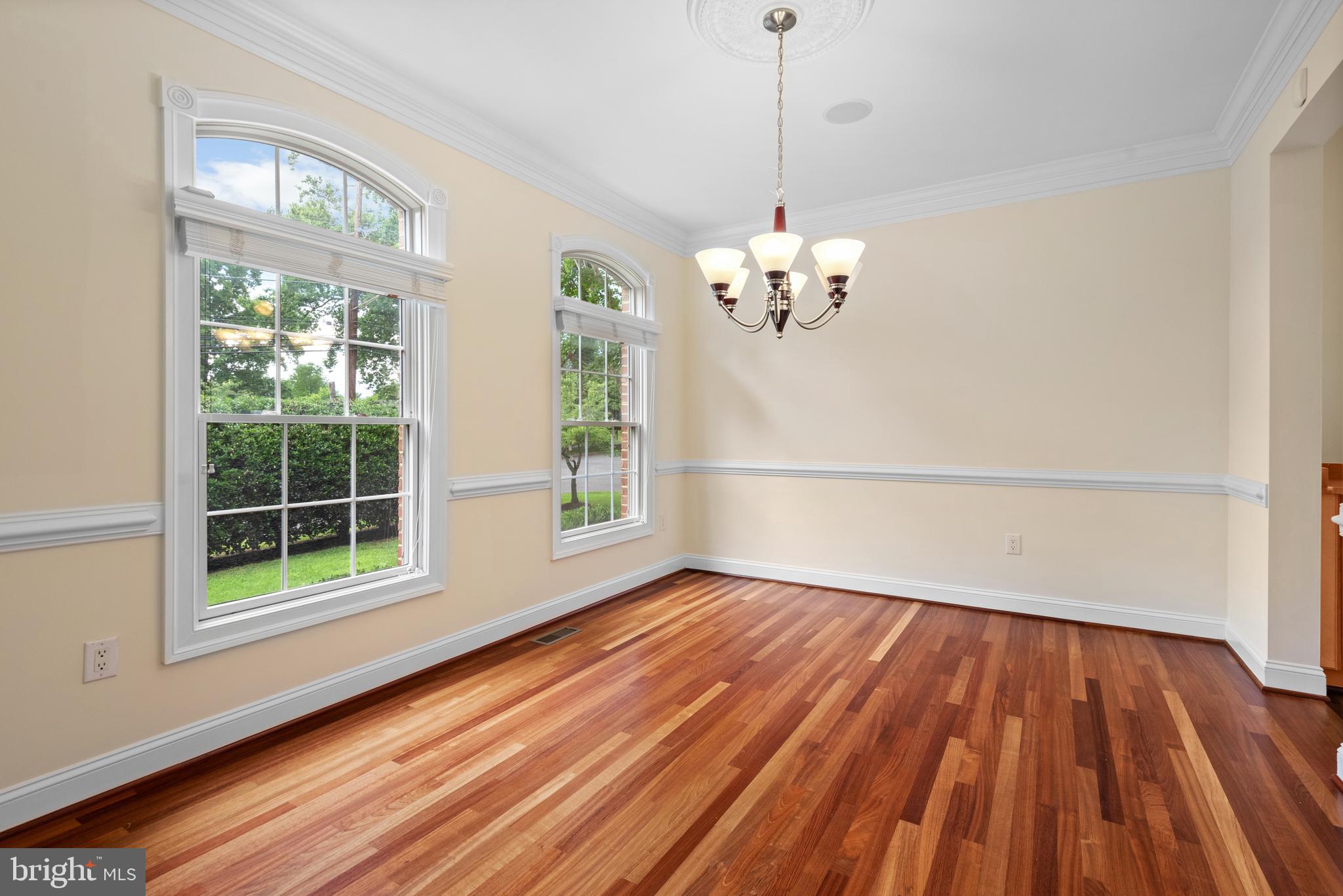 PAGE HILL - Residential