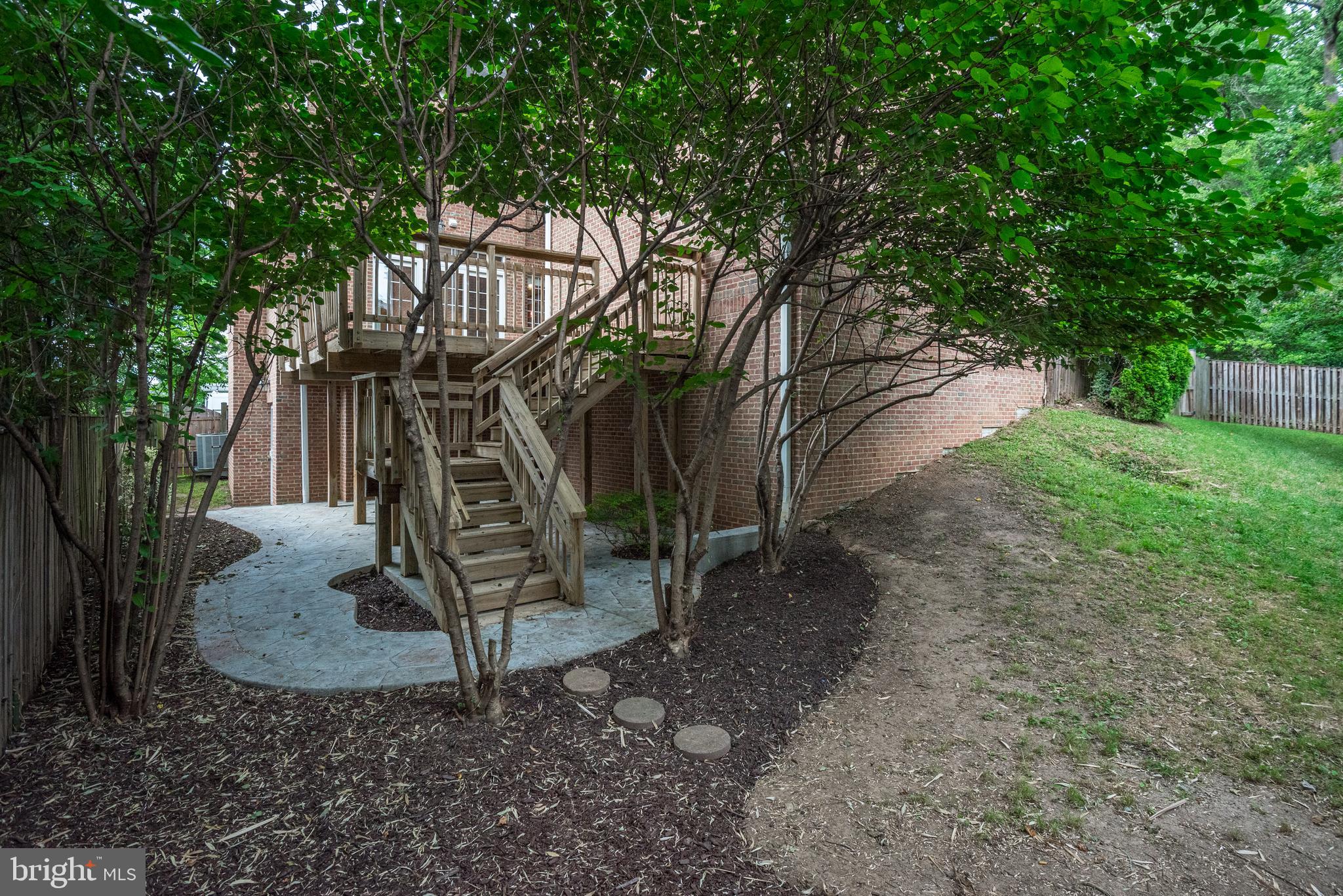 PAGE HILL - Residential