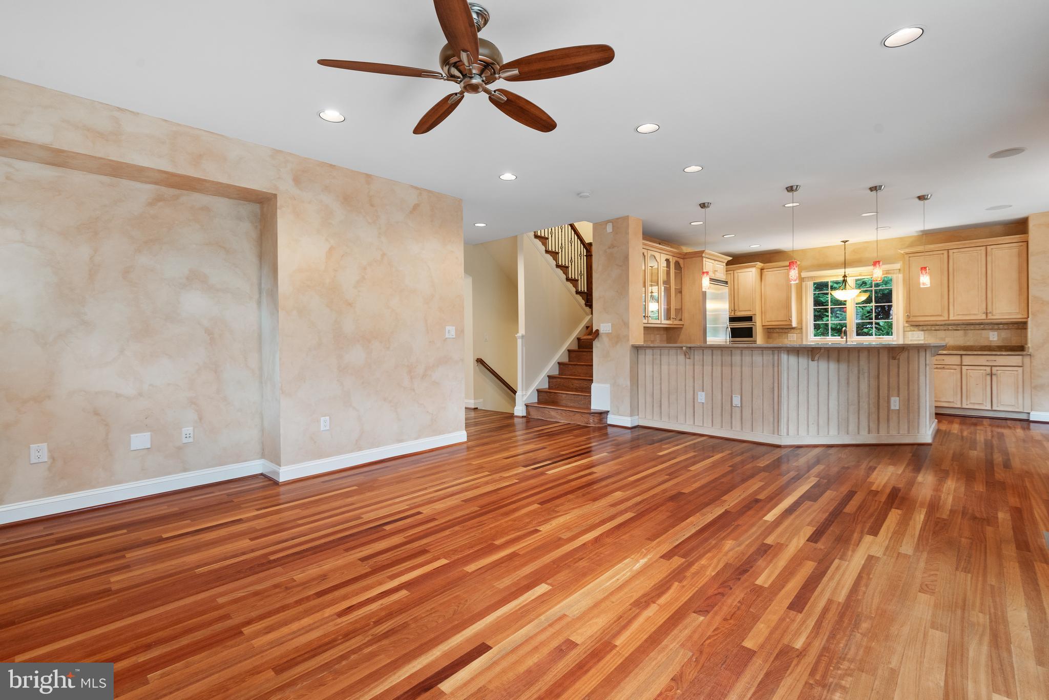 PAGE HILL - Residential