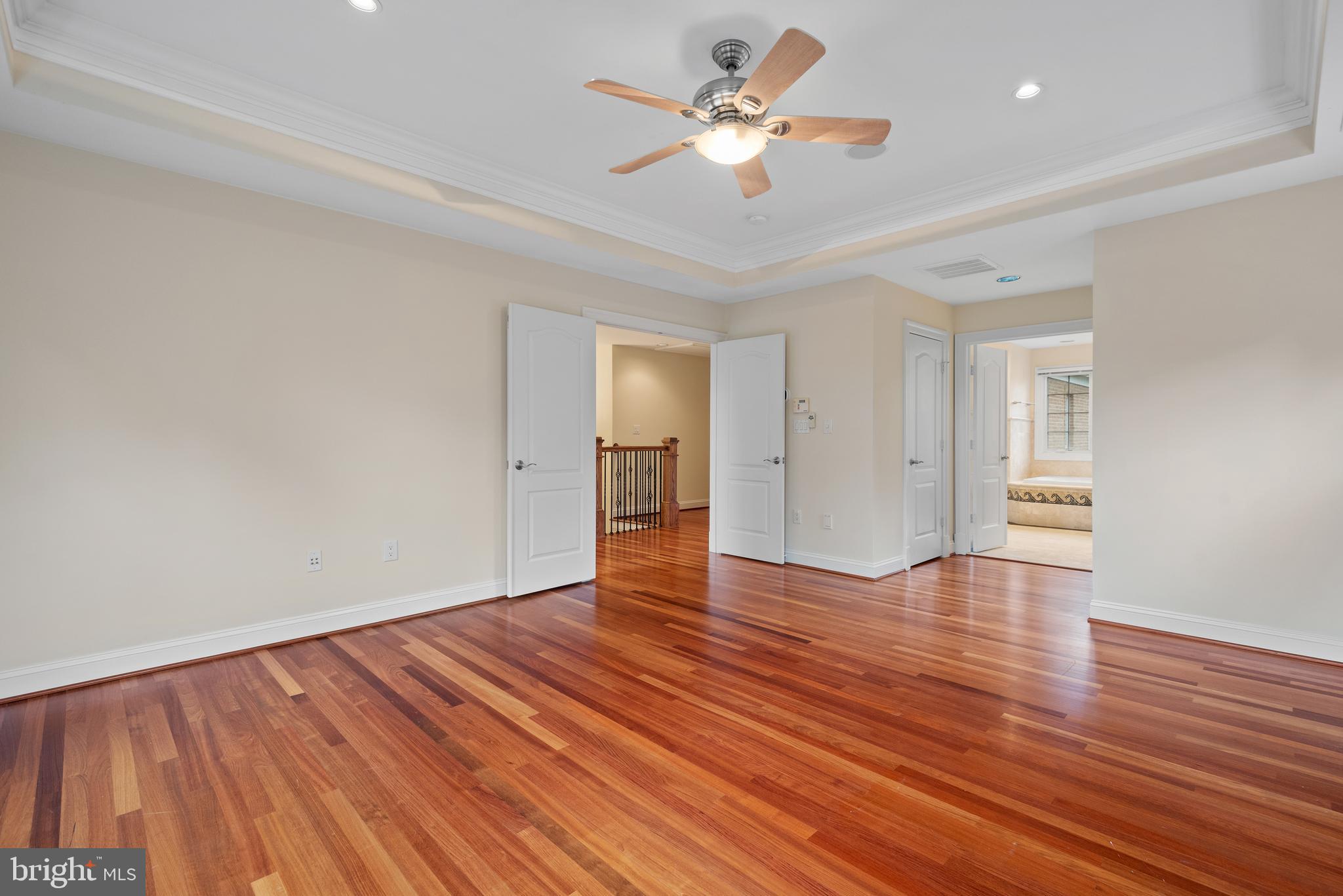 PAGE HILL - Residential