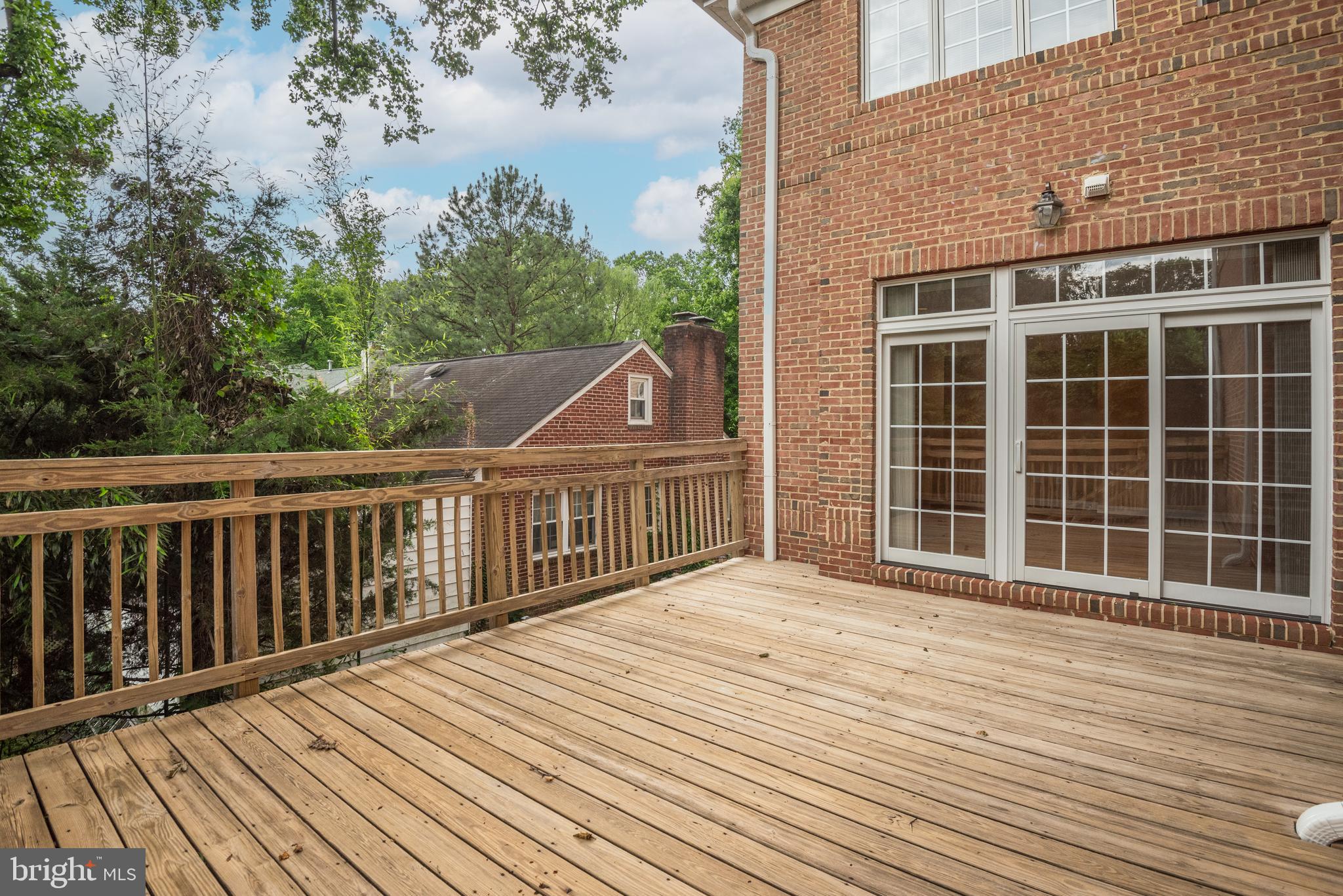 PAGE HILL - Residential