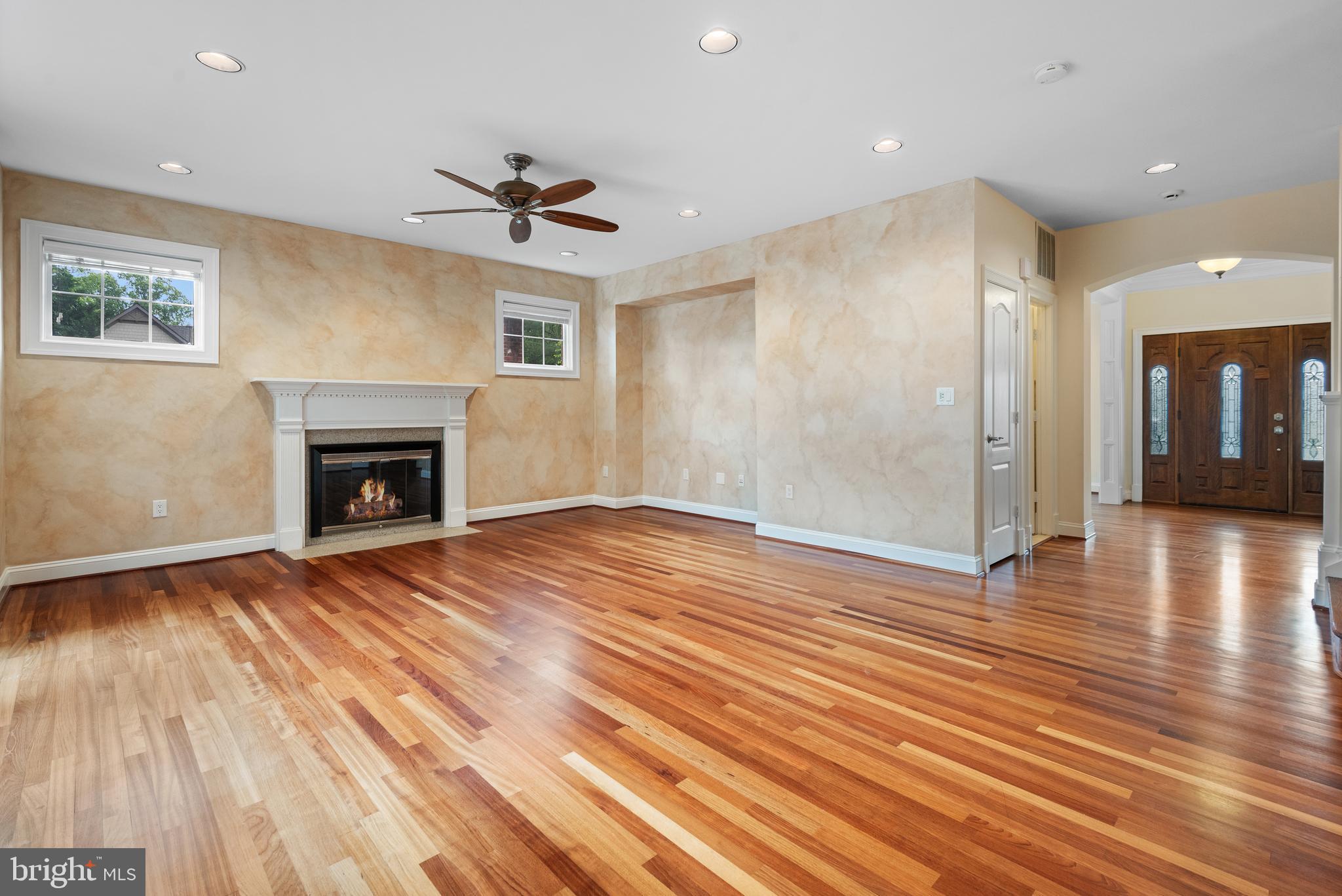 PAGE HILL - Residential