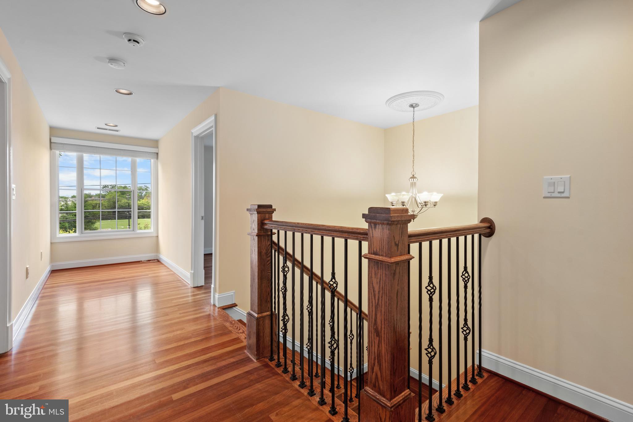 PAGE HILL - Residential