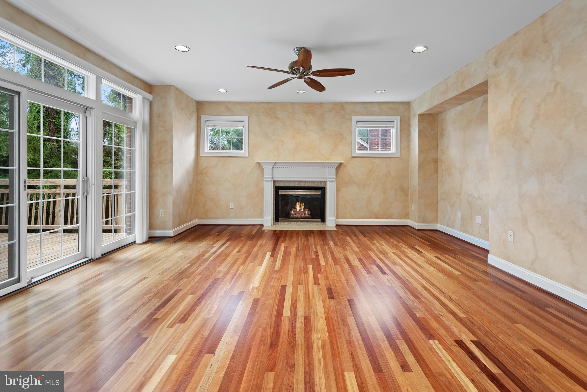 PAGE HILL - Residential