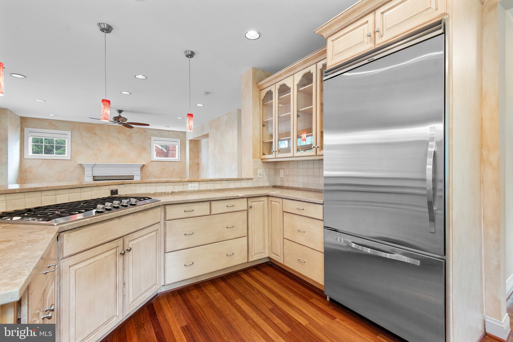 PAGE HILL - Residential