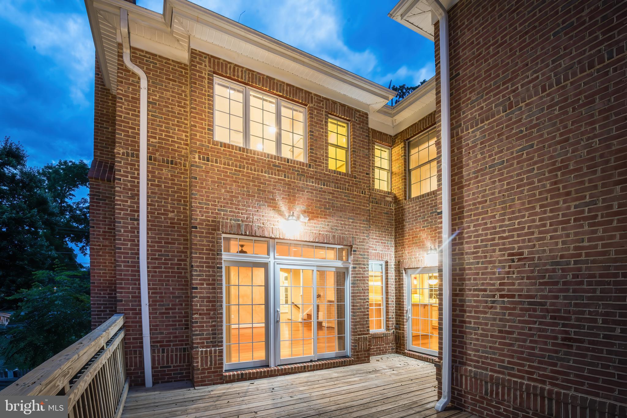 PAGE HILL - Residential